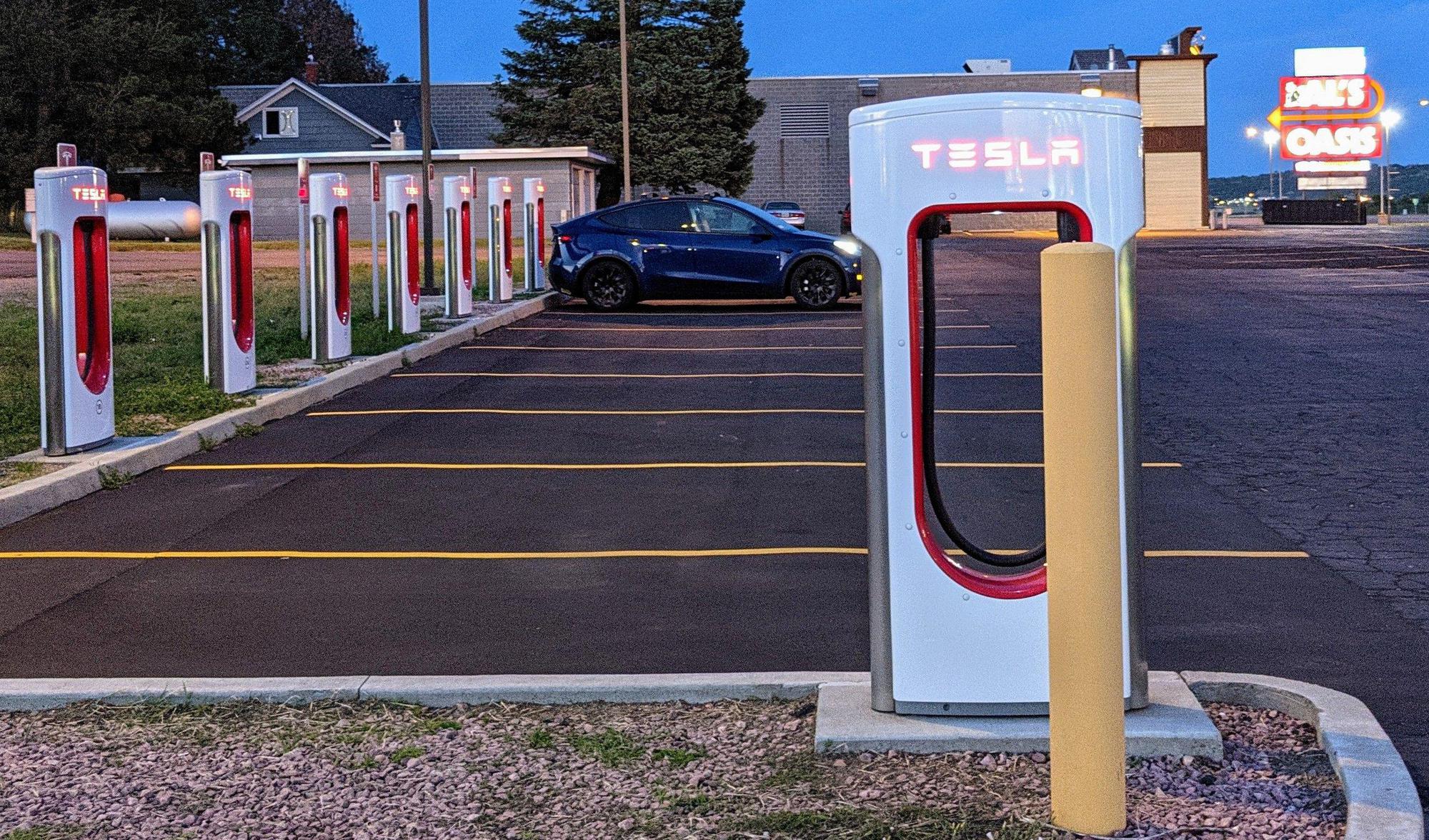 Al's Oasis SD EV Station