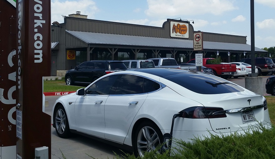 Cracker Barrel Pearland, TX EV Station