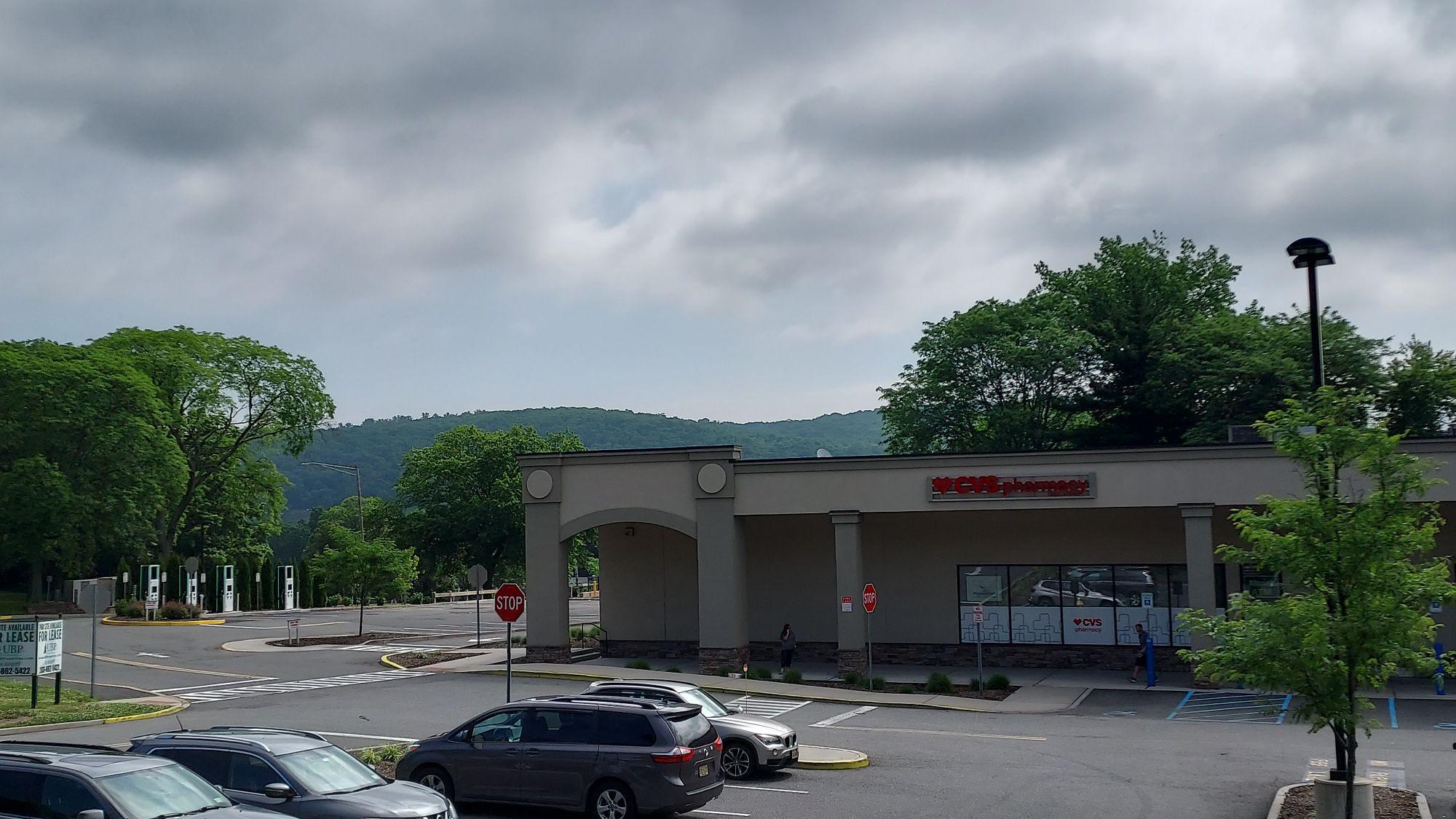 Orangetown Shopping Center (1) Orangeburg, NY EV Station