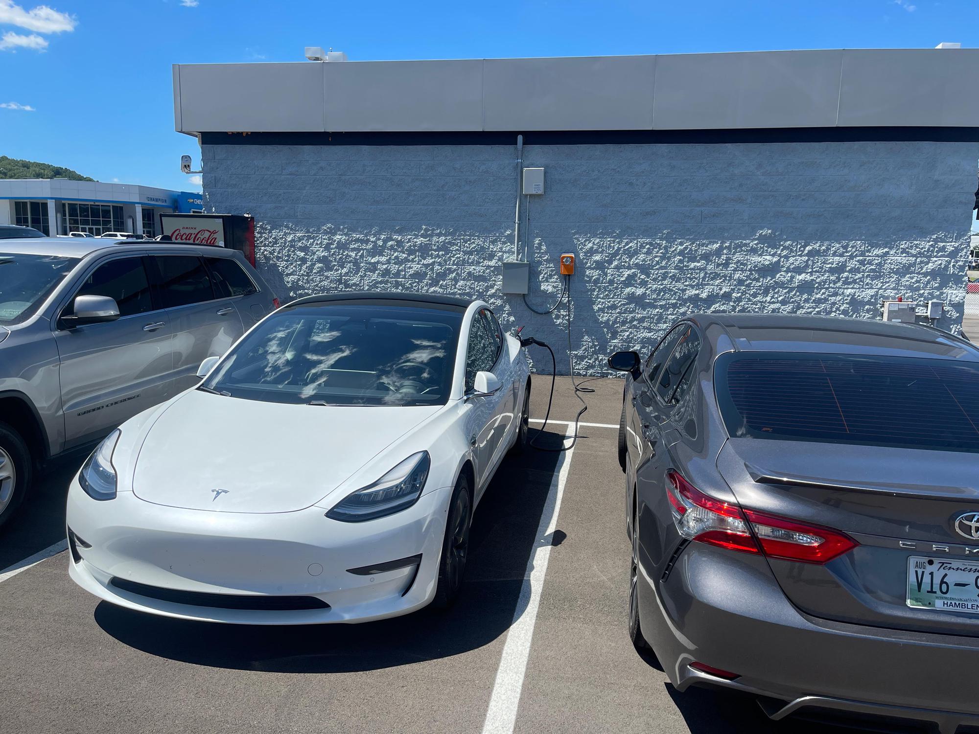 Grindstaff Kia Johnson City, TN EV Station