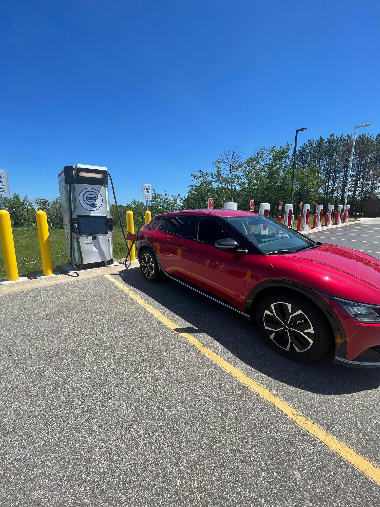 Meijer Sault Ste Marie (2) Sault Ste. Marie, MI EV Station