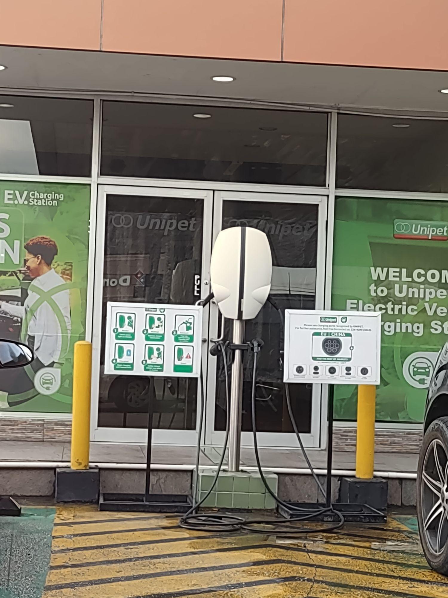 Unipet, Brentwood Gas Station Montrose, Chaguanas Borough Corporation