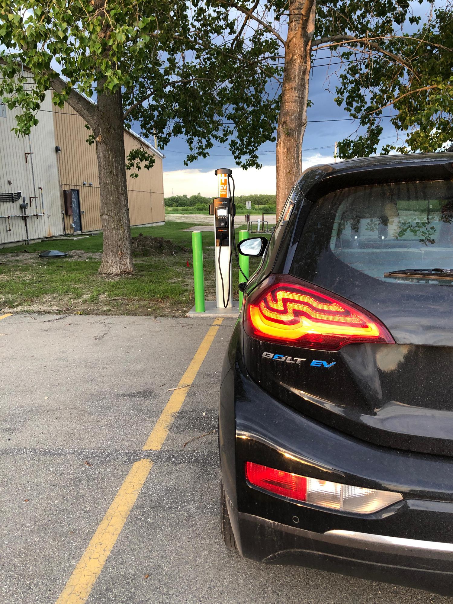 Centre HyLife Center La Broquerie, MB EV Station