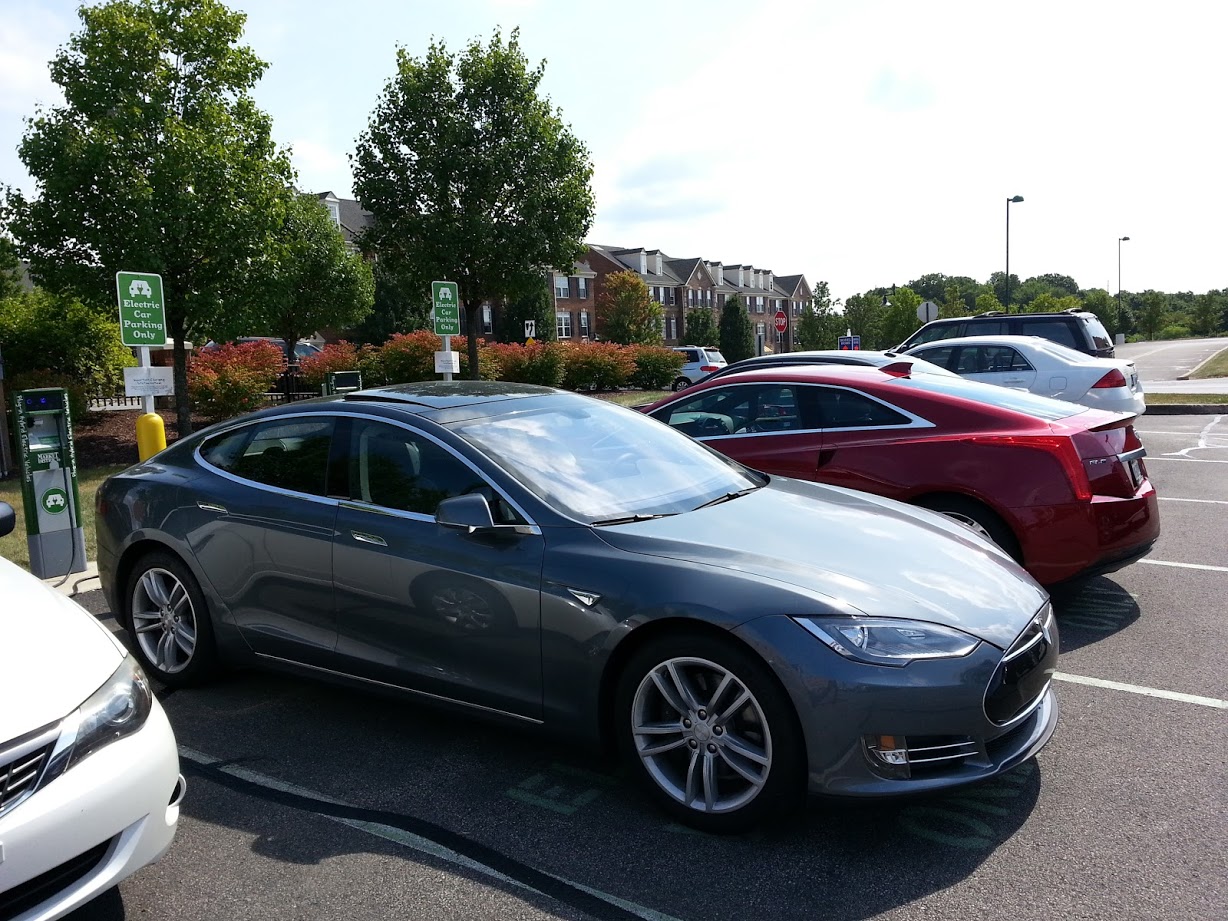 Market District Giant Eagle Supermarket Wexford, PA EV Station