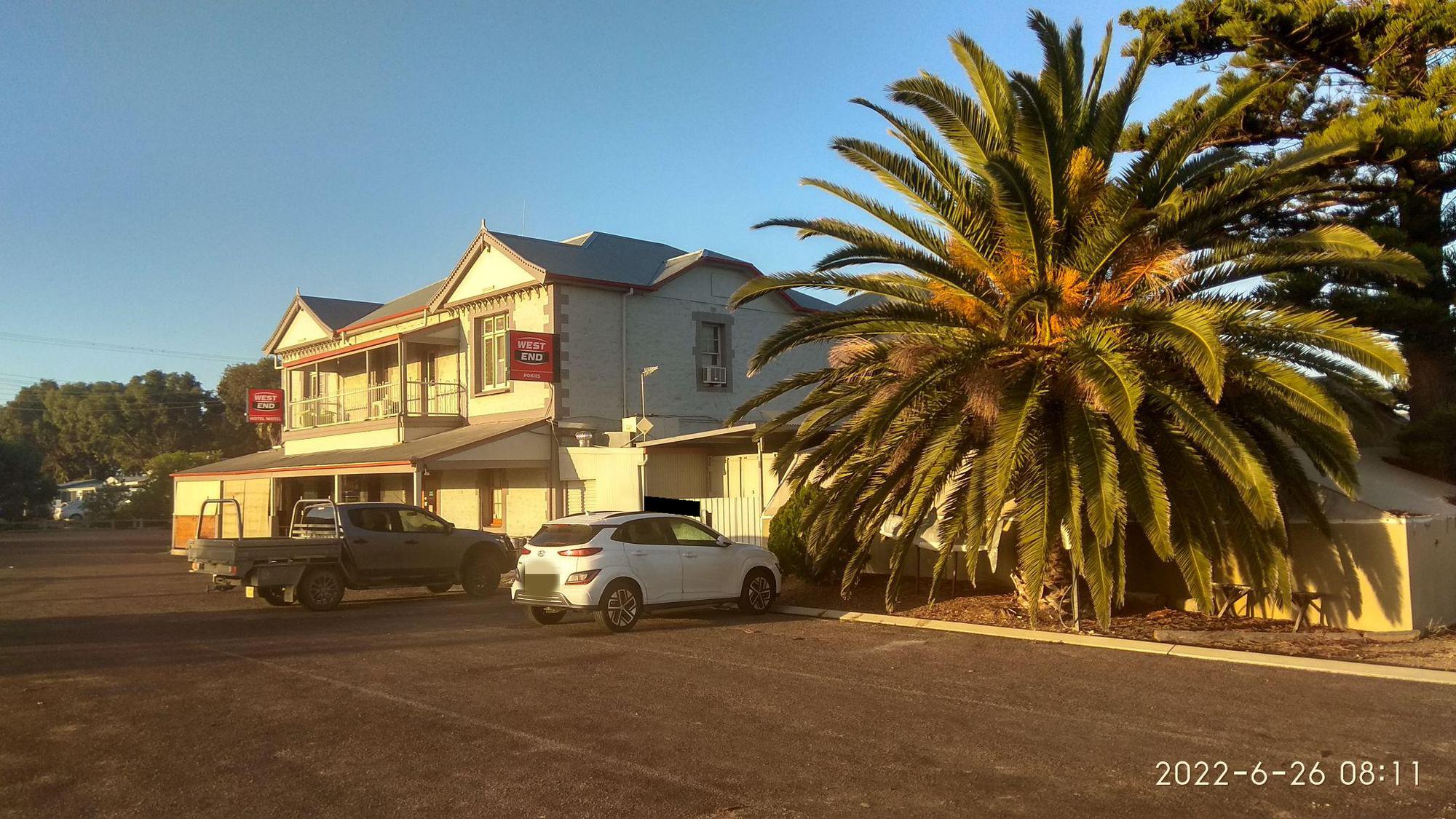 Arno Bay Hotel Motel Arno Bay, SA EV Station