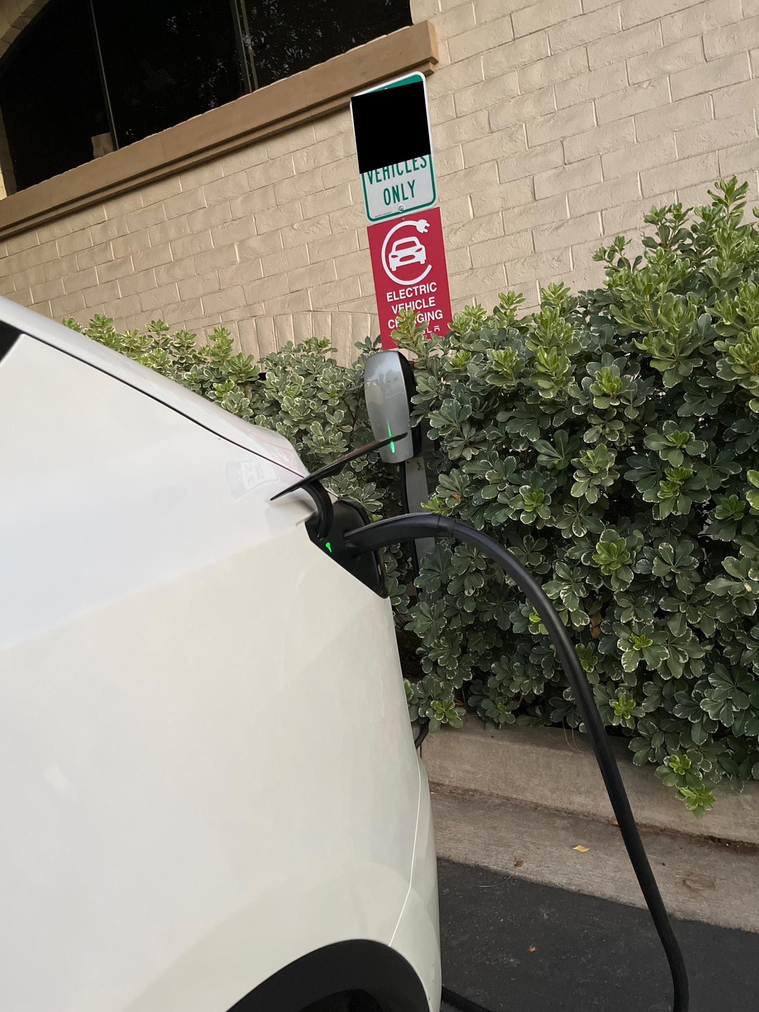 Kramer's Pharmacy Agoura Hills, CA EV Station