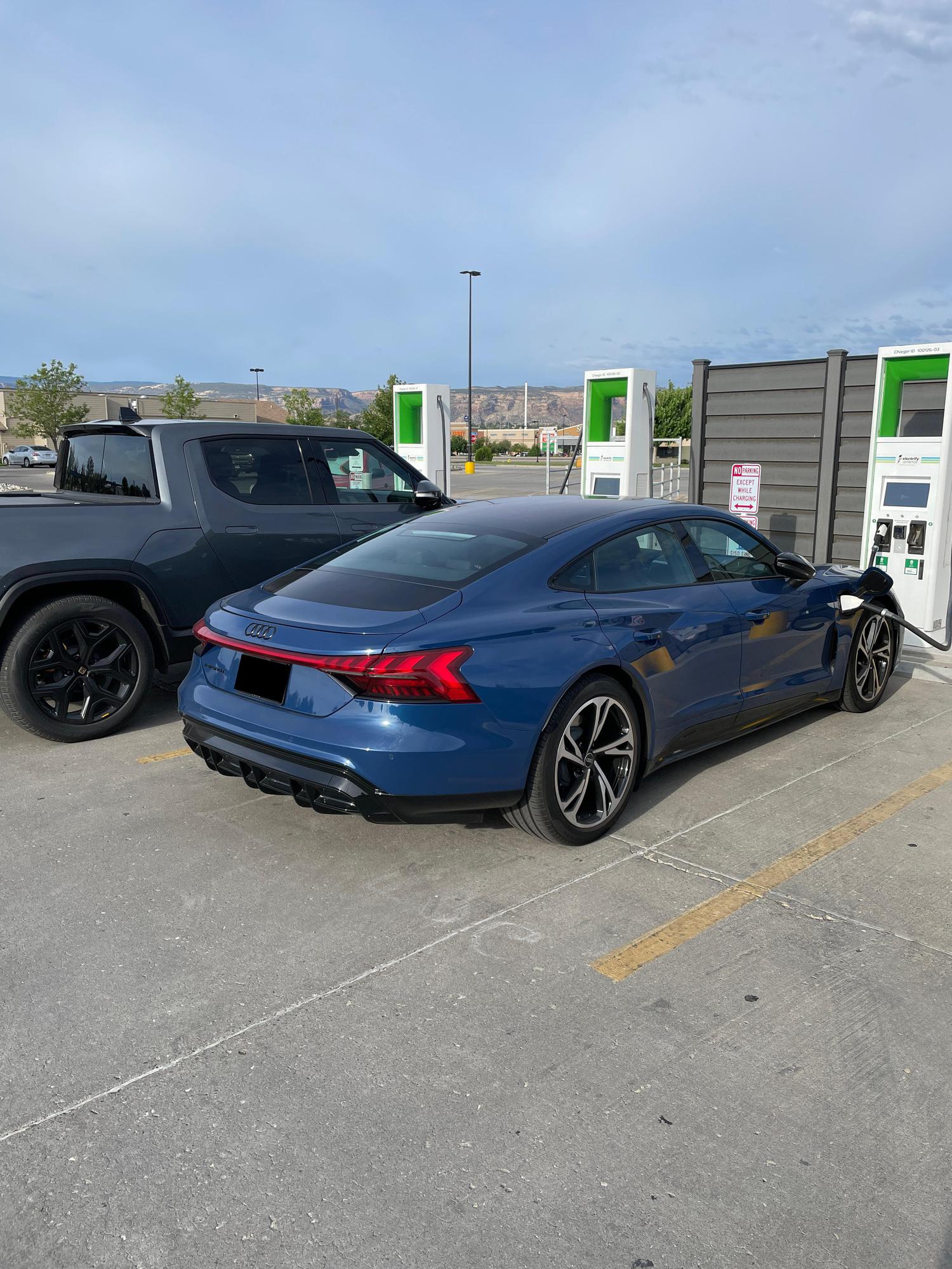 Sam's Club Grand Junction Grand Junction, CO EV Station