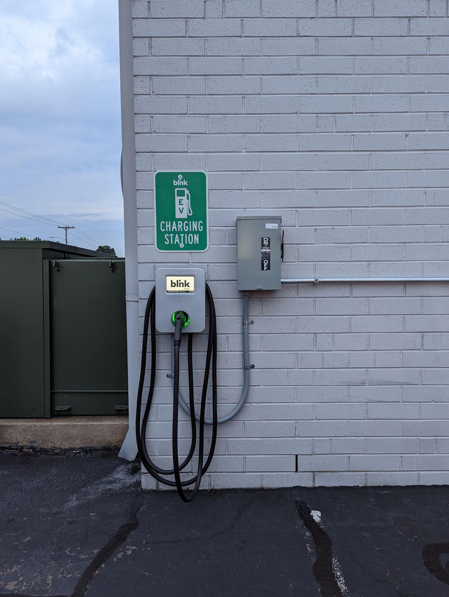 Crescent Ford High Point, NC EV Station