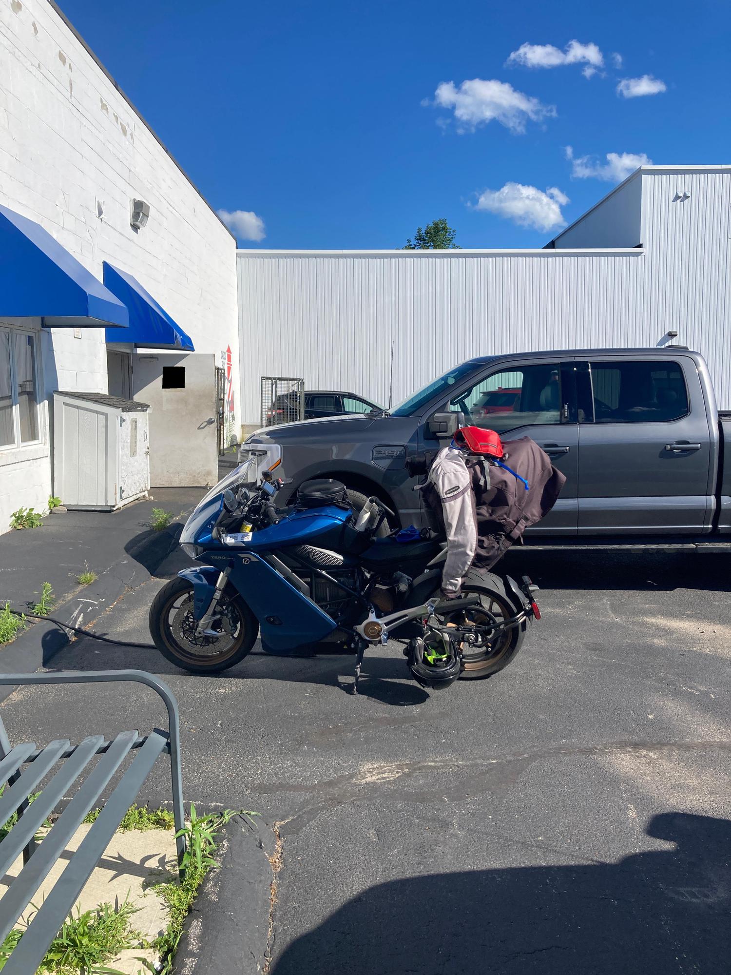 Casco Bay Ford Yarmouth, ME EV Station