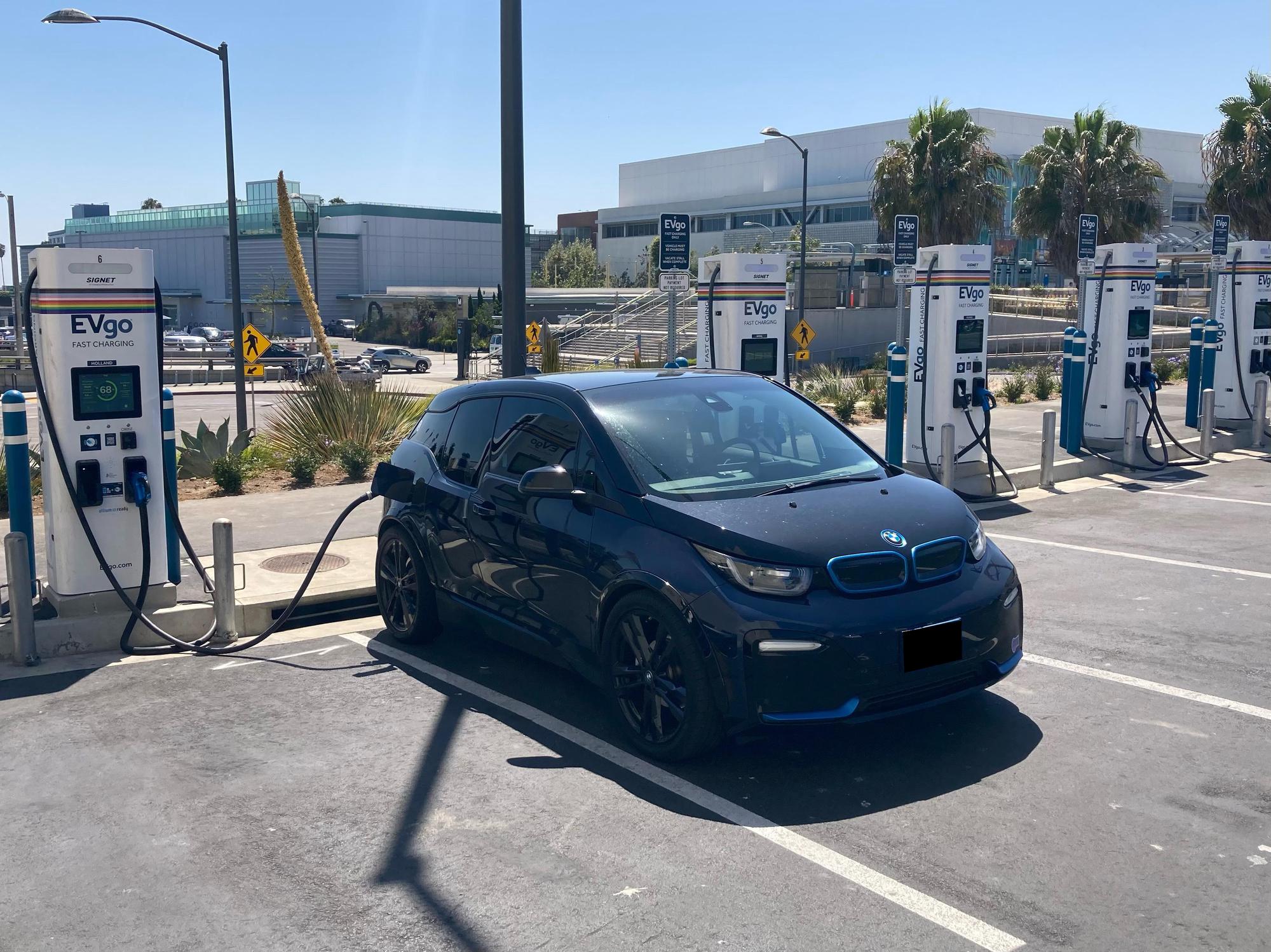 Lot 29 Santa Monica, CA EV Station