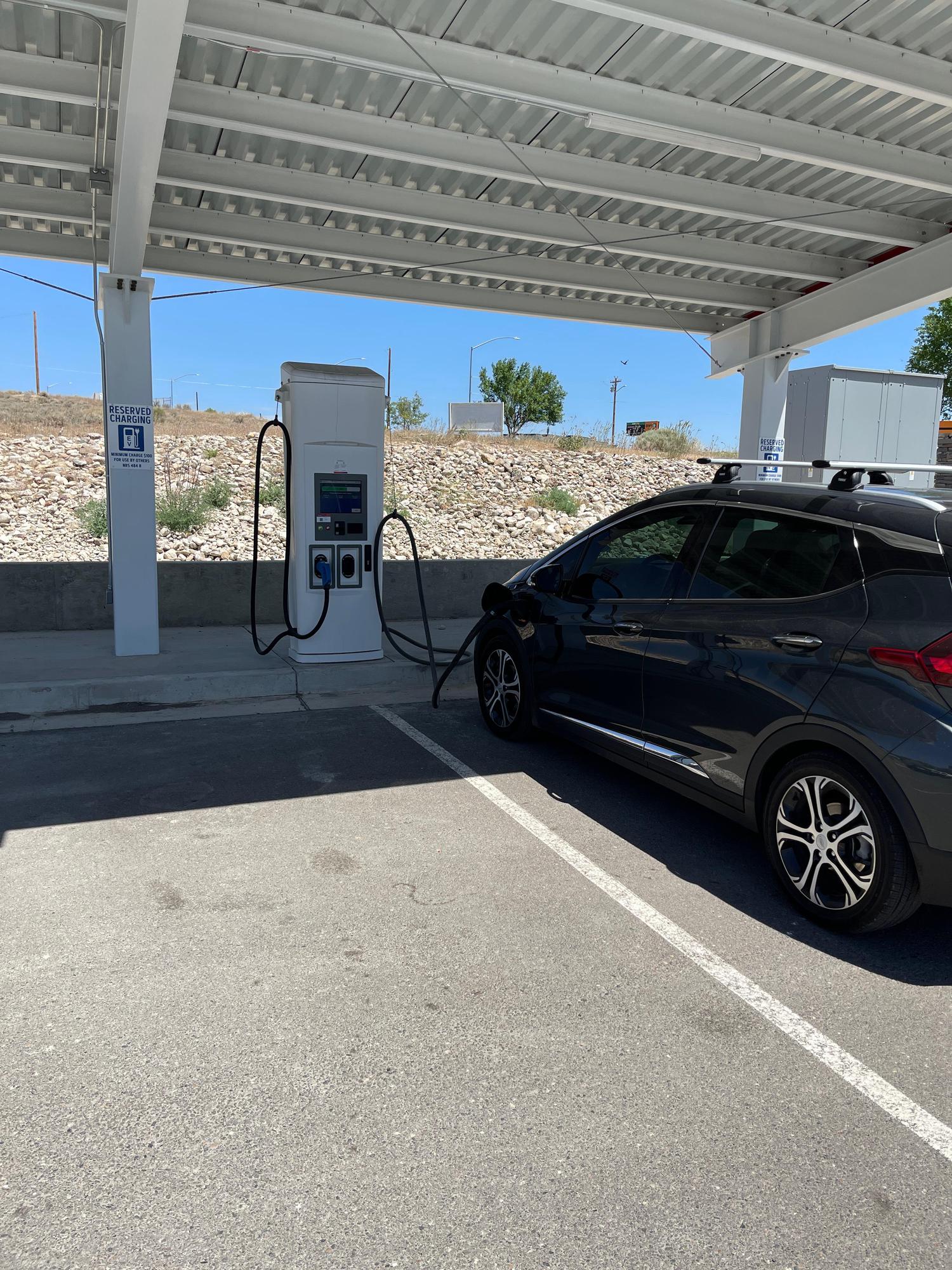 Khoury's Fresh Market Shell Recharge Carlin, NV EV Station