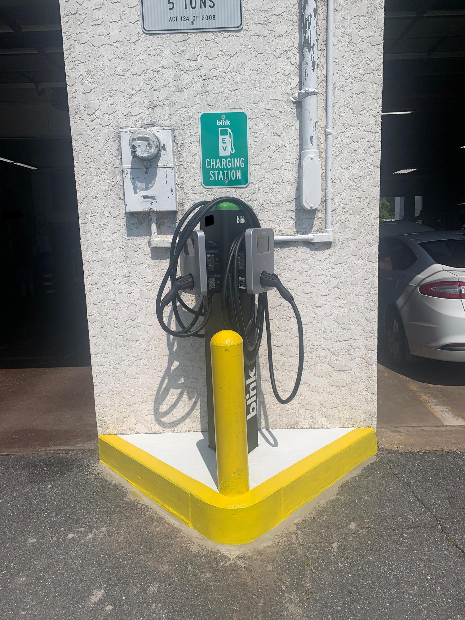 Feussner Ford Freeland, PA EV Station