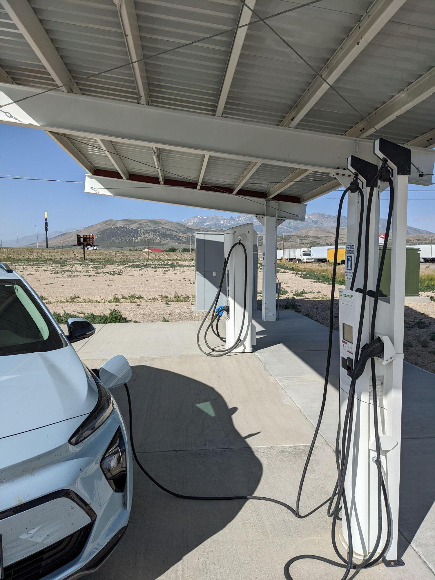 6th St Parking Lot Wells, NV EV Station