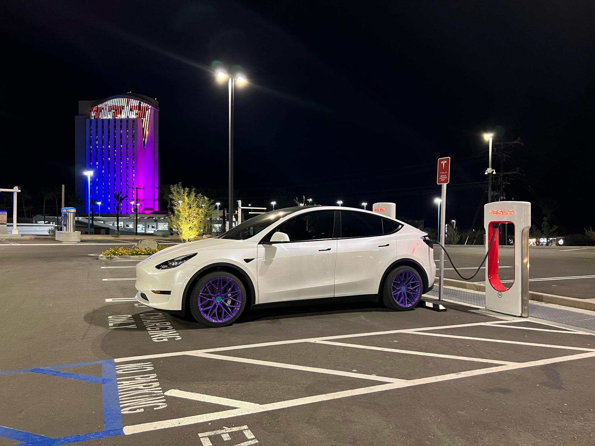 Morongo Travel Center Cabazon, CA EV Station