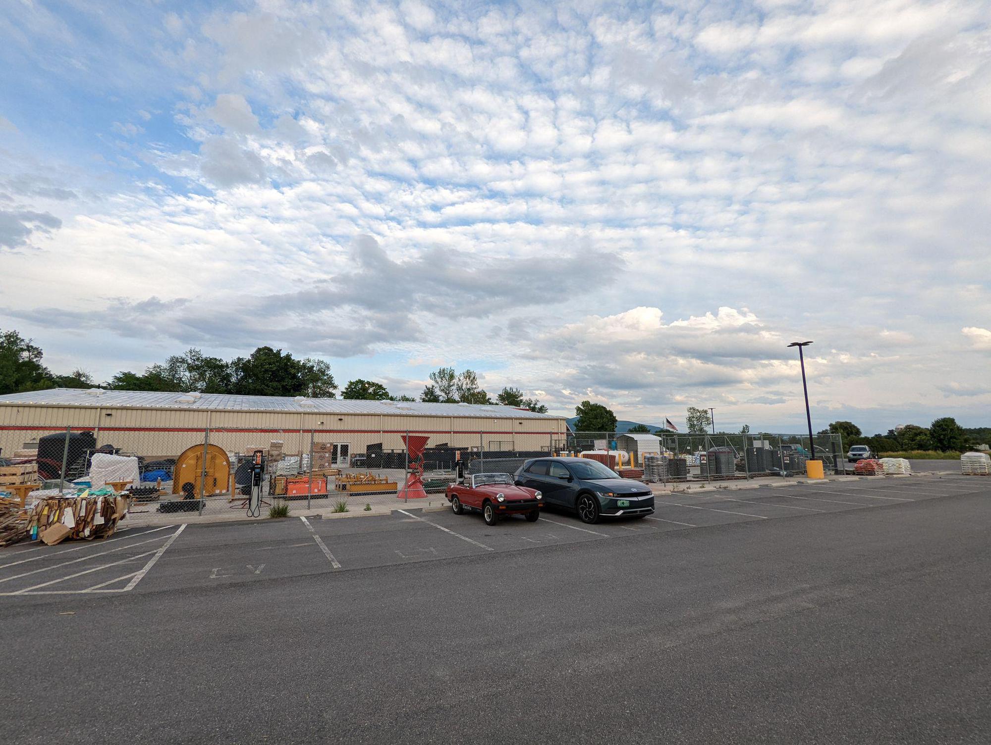 Tractor Supply Co. Middlebury, VT EV Station