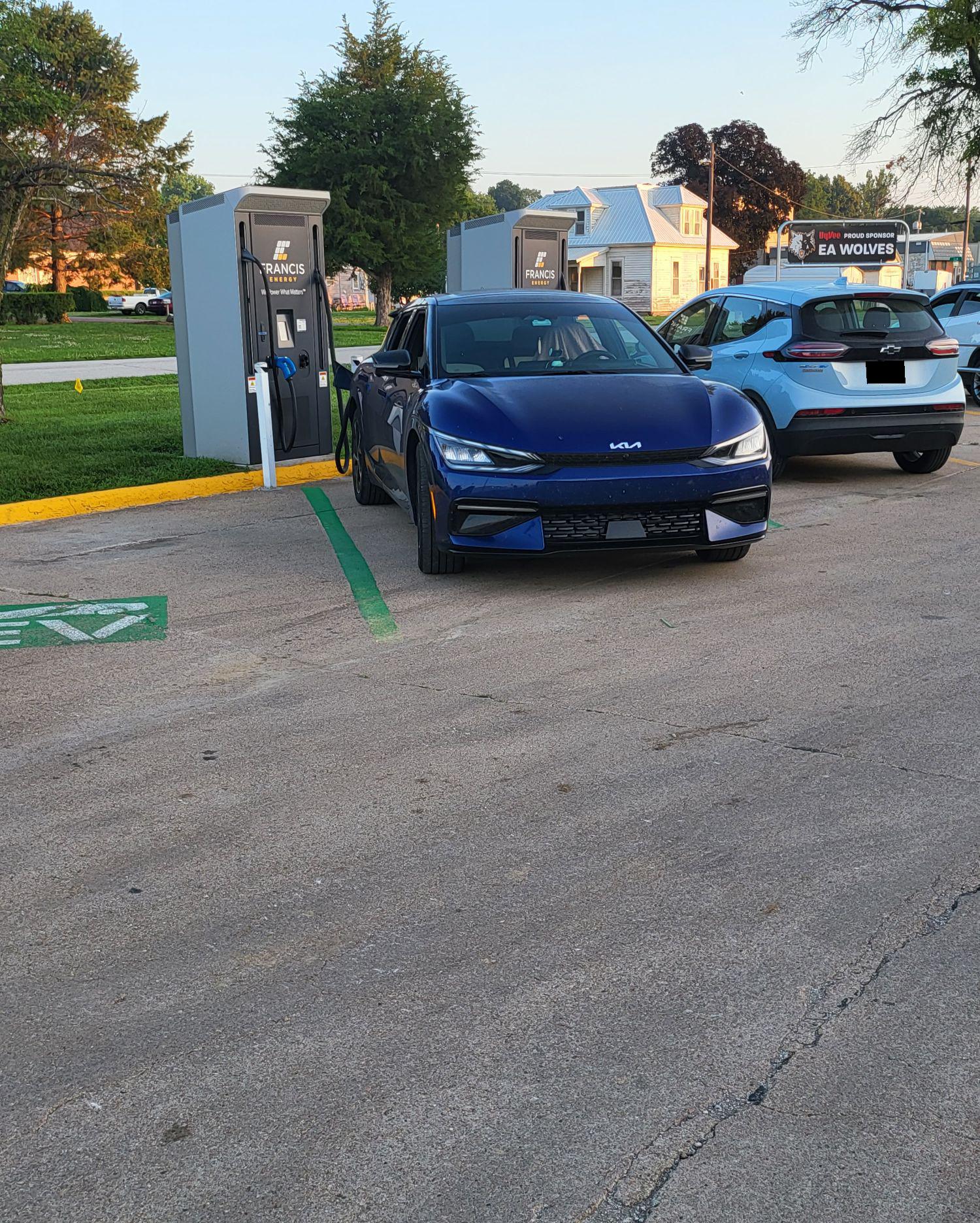 HyVee Tarkio, MO EV Station