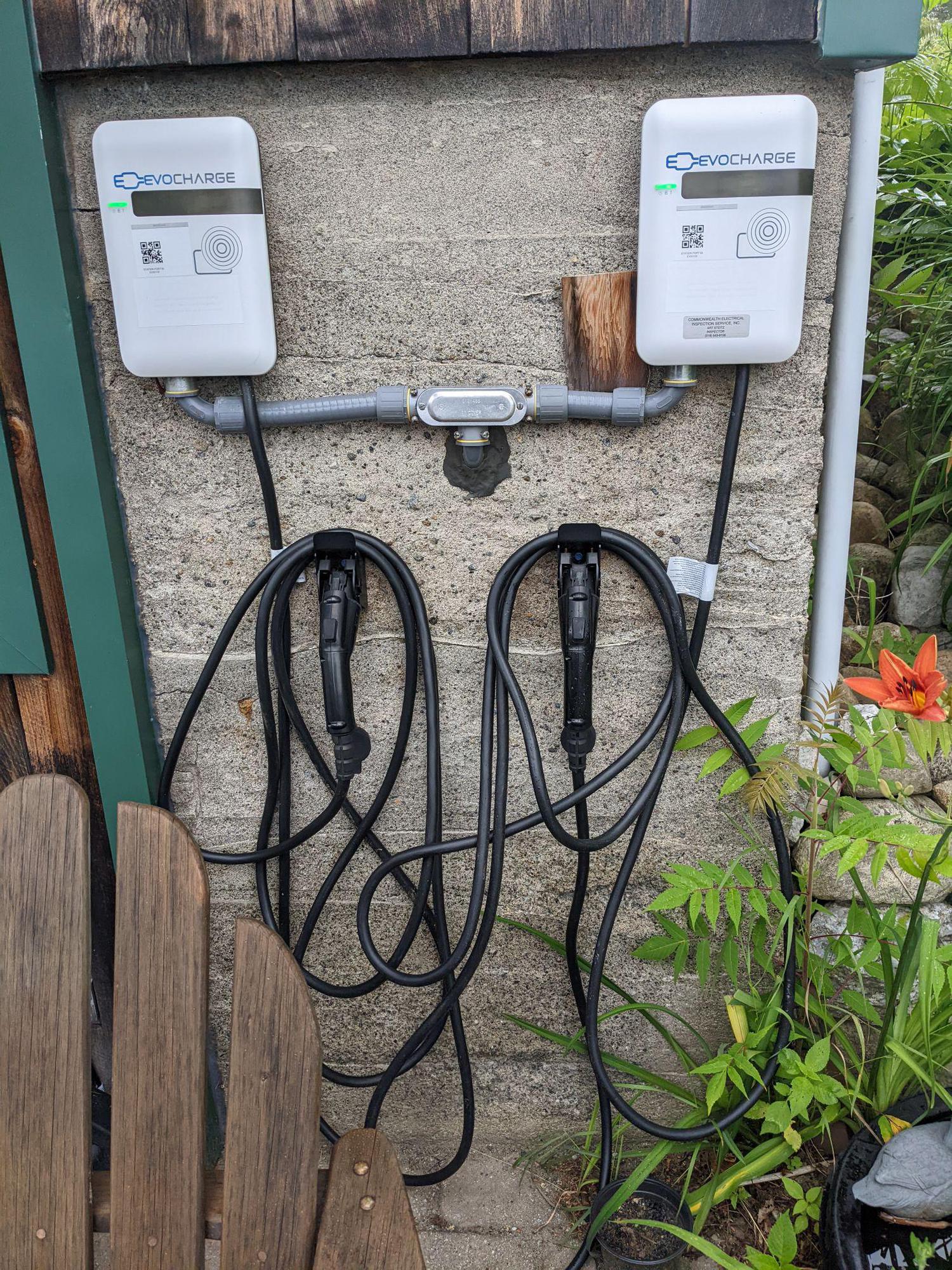 Cloud Splitter Outfitters NY EV Station