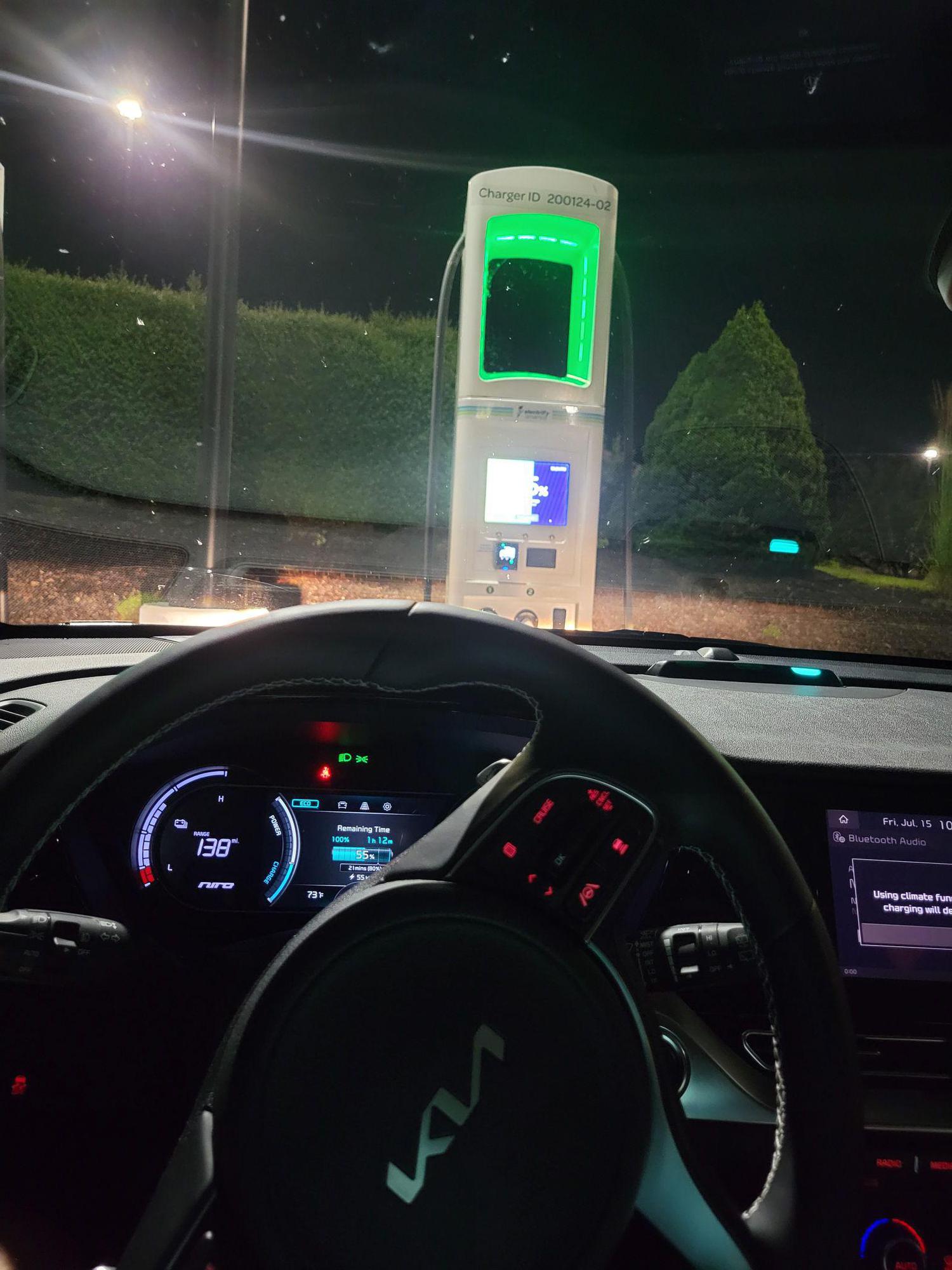 Columbia Outlets Troutdale, OR EV Station