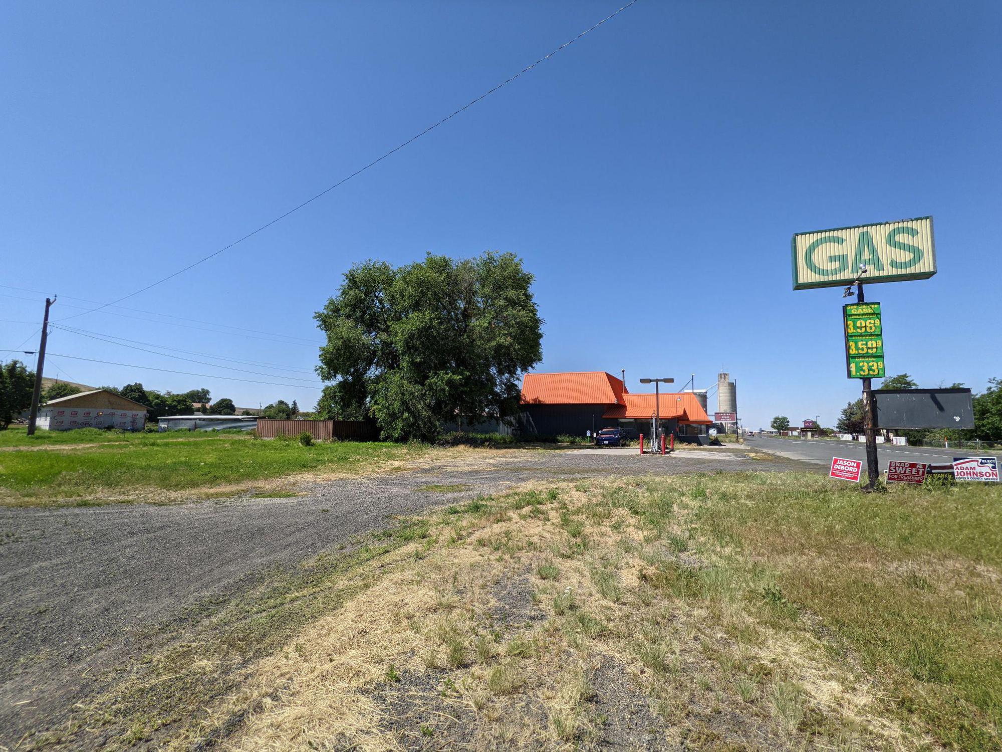 Infinite Real Estate (Creston Store) Creston, WA EV Station