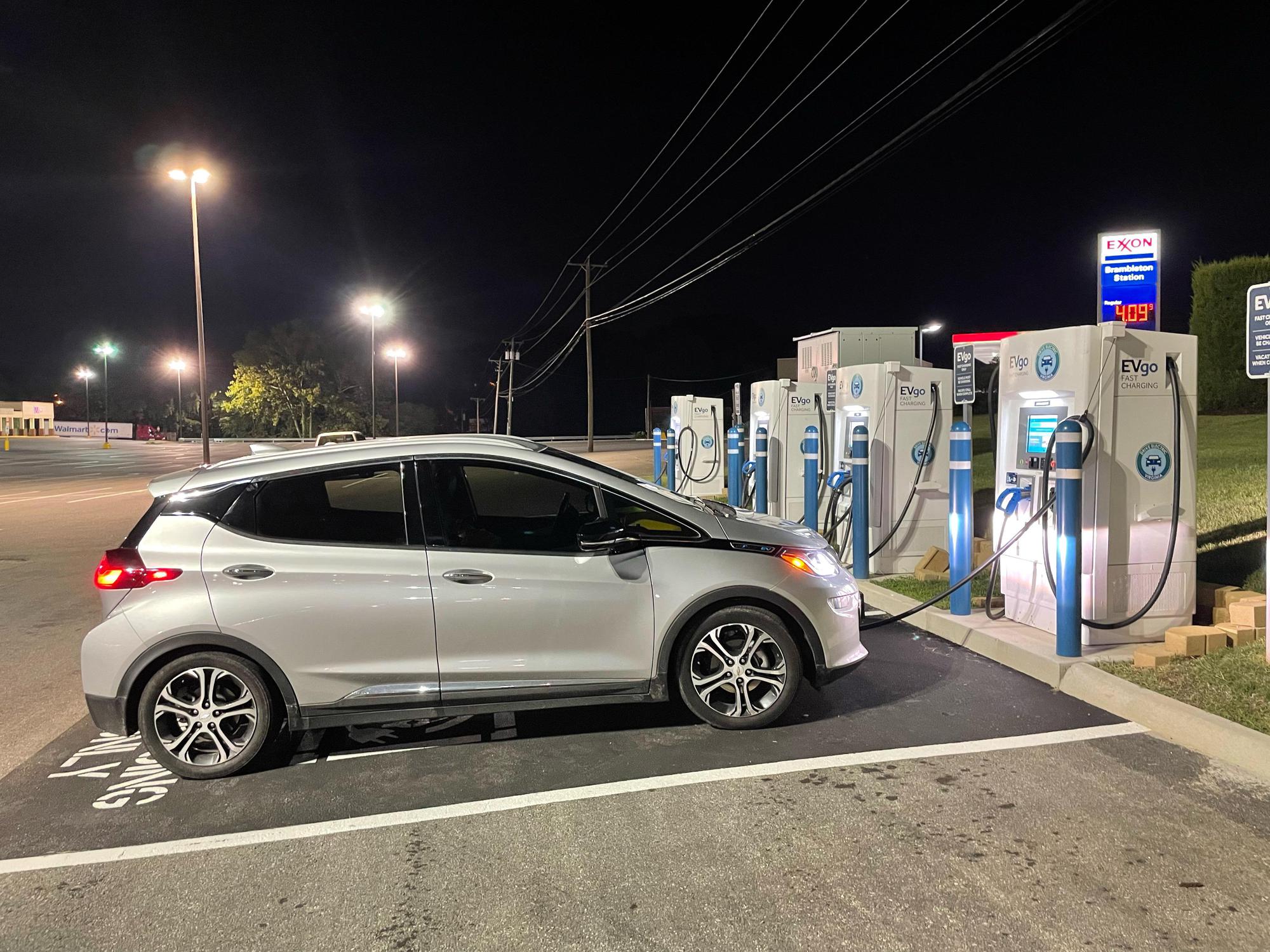 Cave Spring Corners Cave Spring, VA EV Station