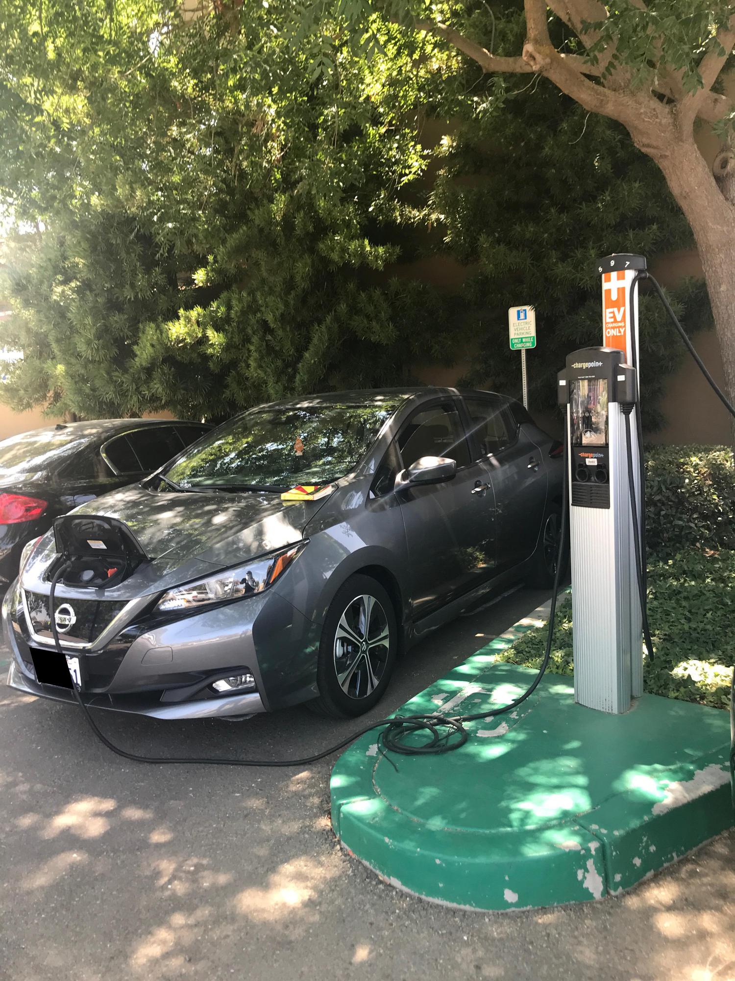 Patterson City Hall Patterson, CA EV Station