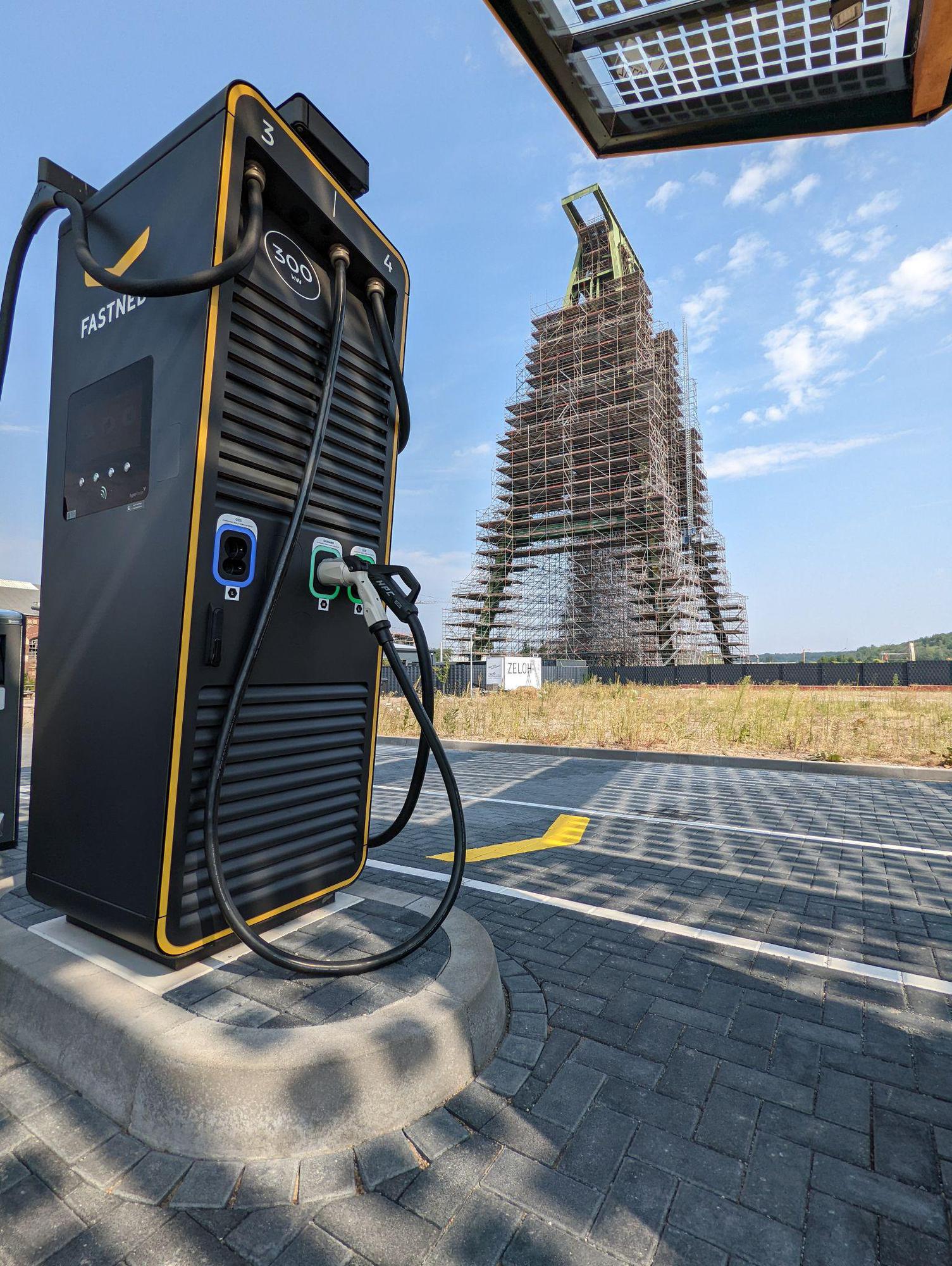 Fastned Dinslaken Dinslaken, NRW EV Station