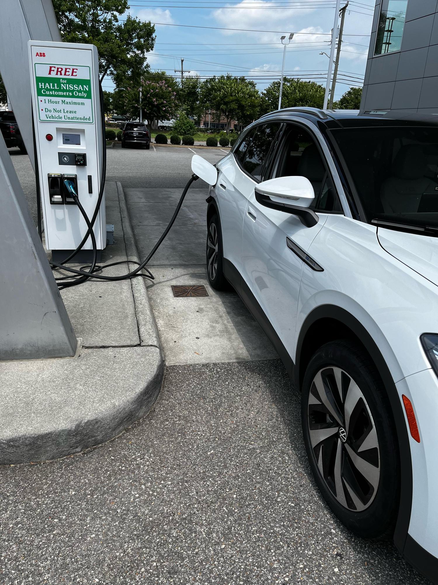 Hall Nissan Virginia Beach Virginia Beach, VA EV Station