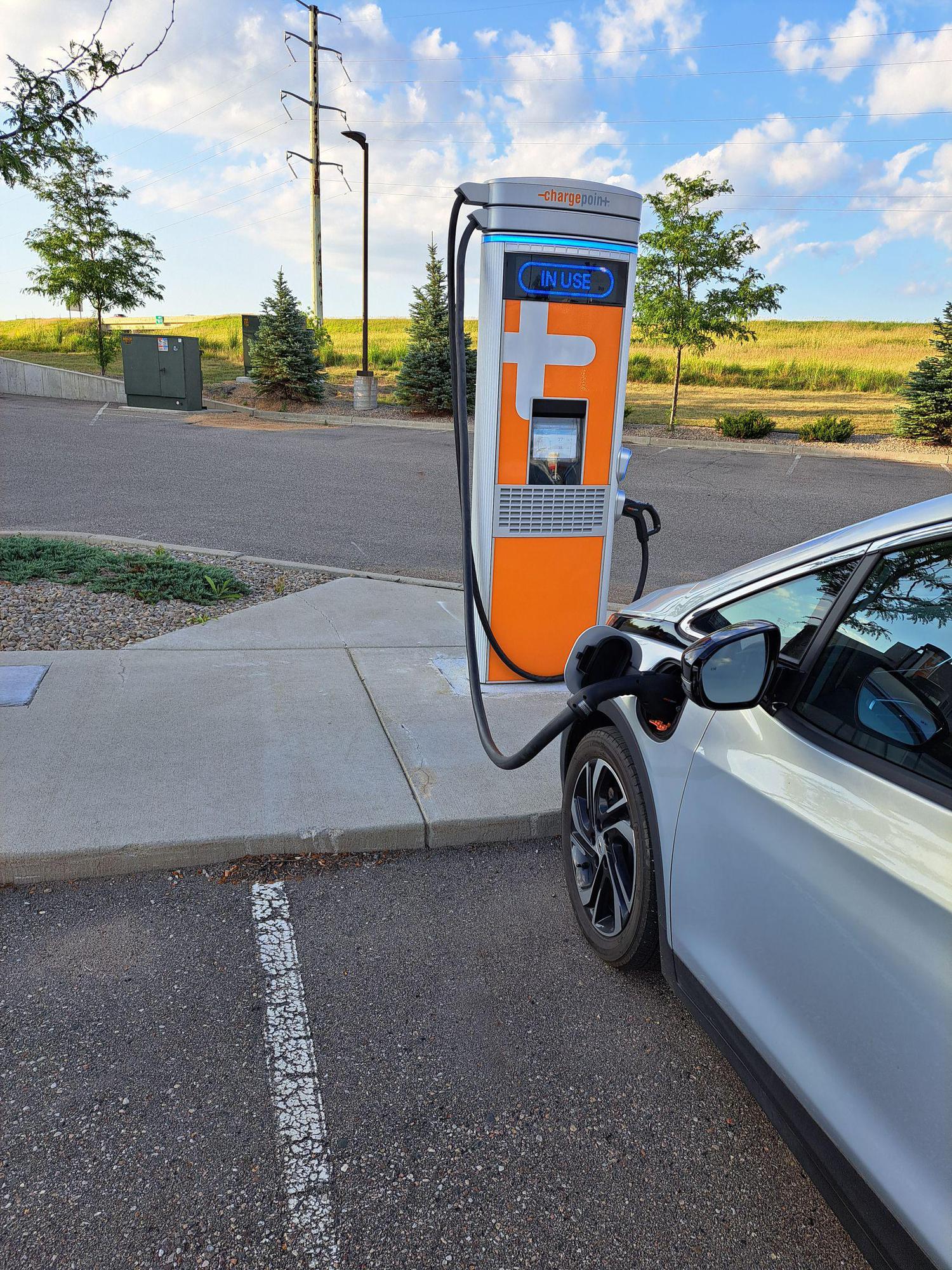 Hyundai of Mankato Mankato, MN EV Station