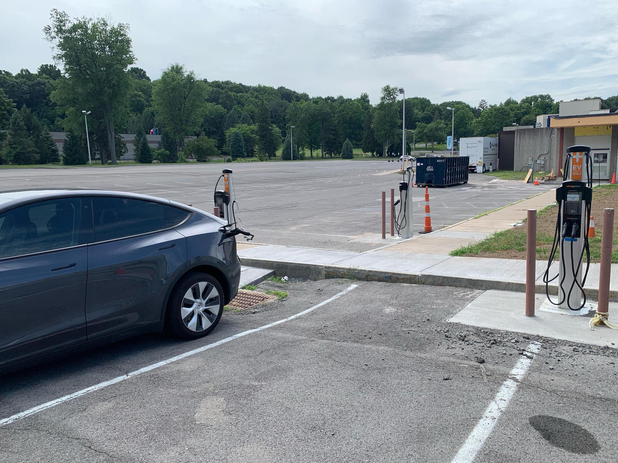 Clifton Springs Hospital Clifton Springs, NY EV Station