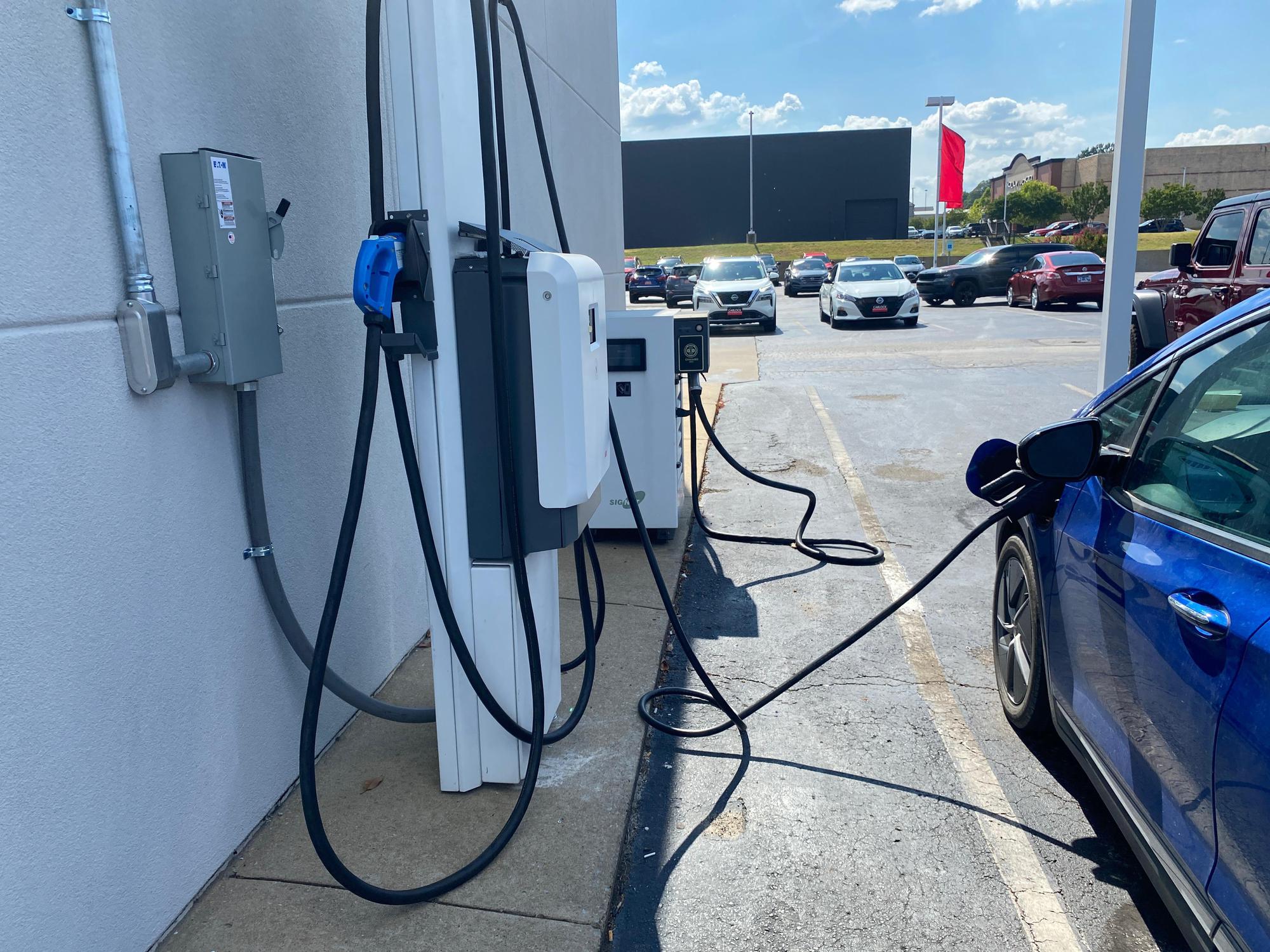 Carlock Nissan of Jackson Jackson, TN EV Station