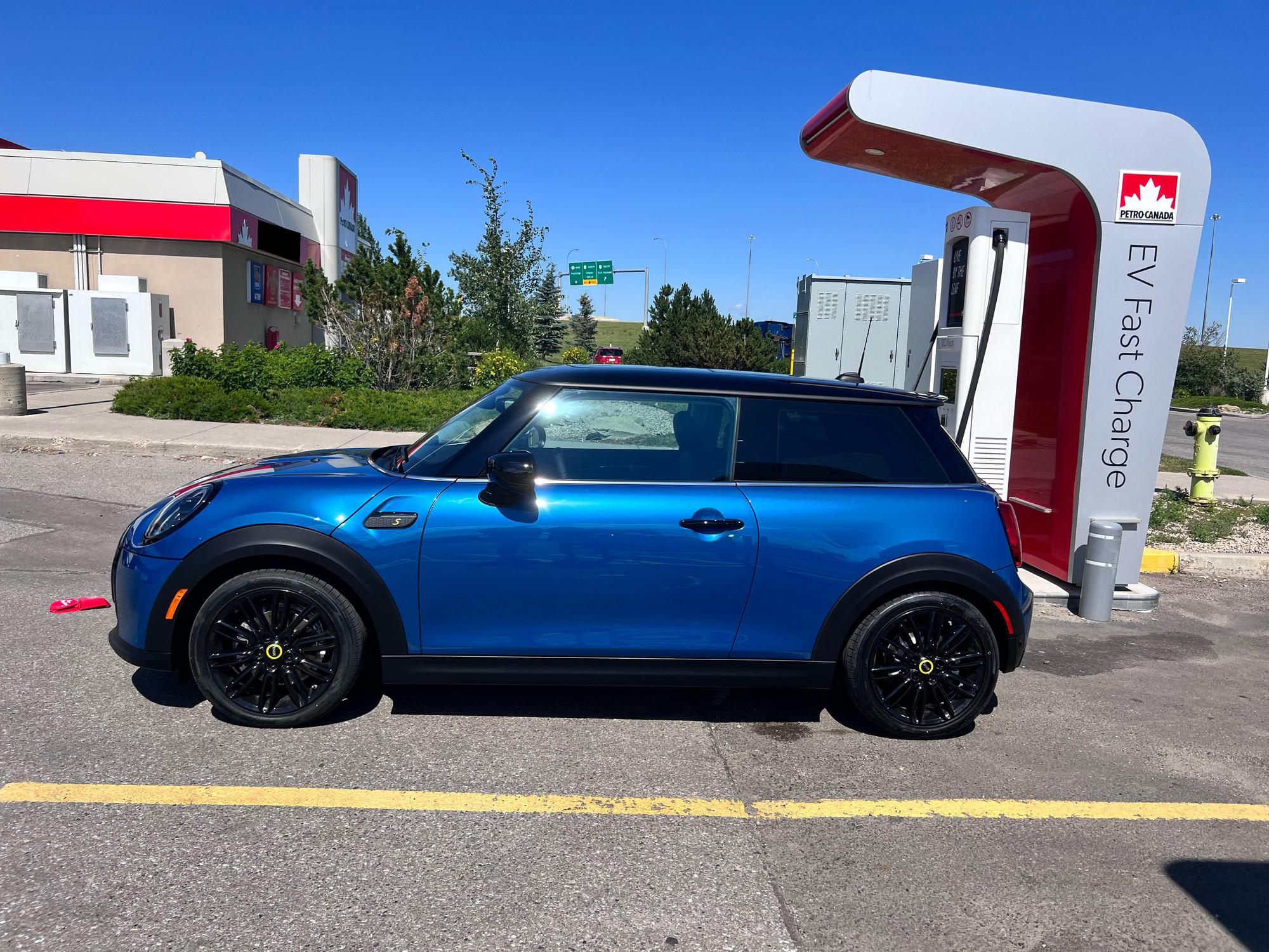 PetroCanada Aldersyde Aldersyde, AB EV Station