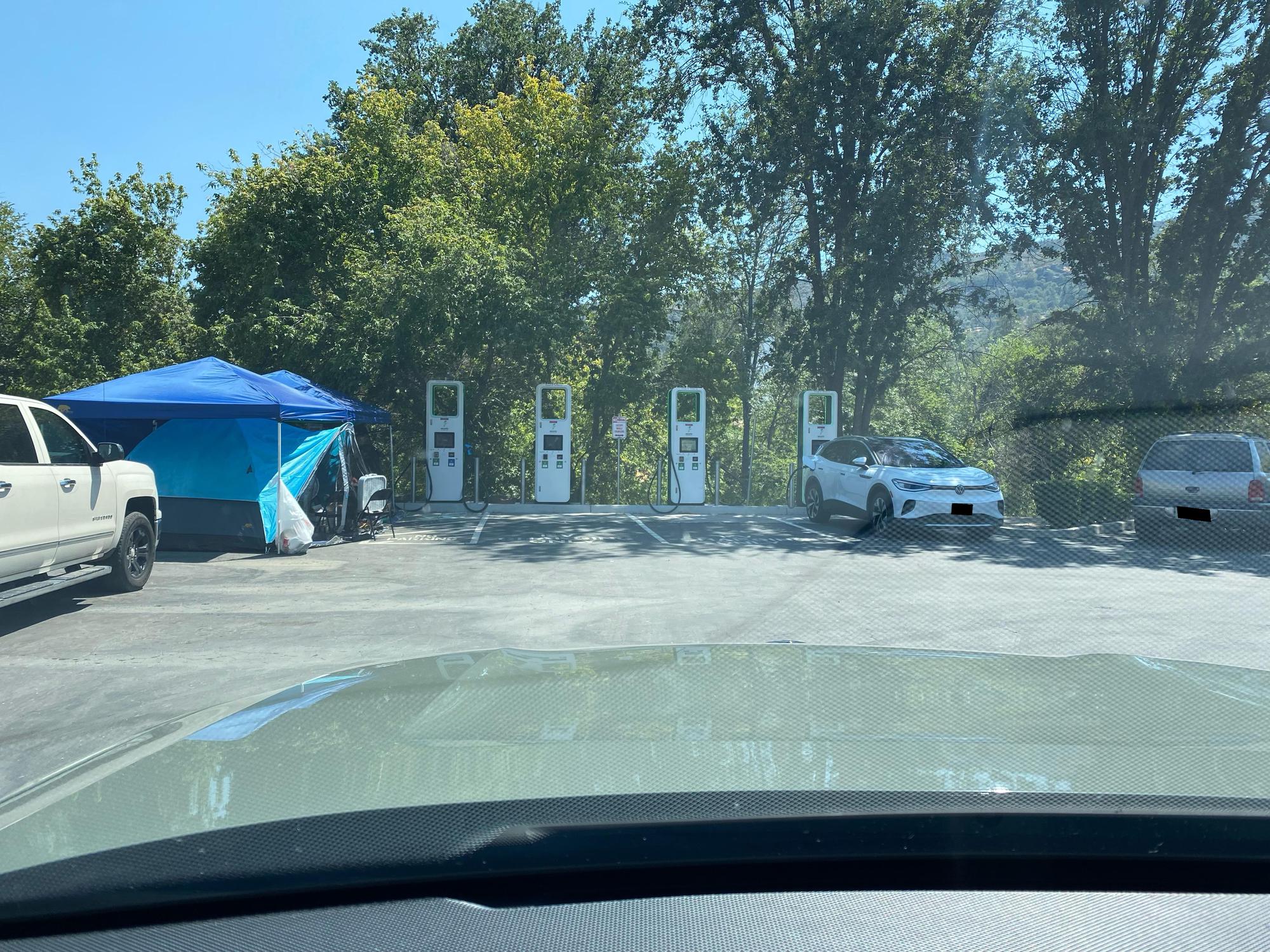 Central Valley Bank Oakhurst, CA EV Station