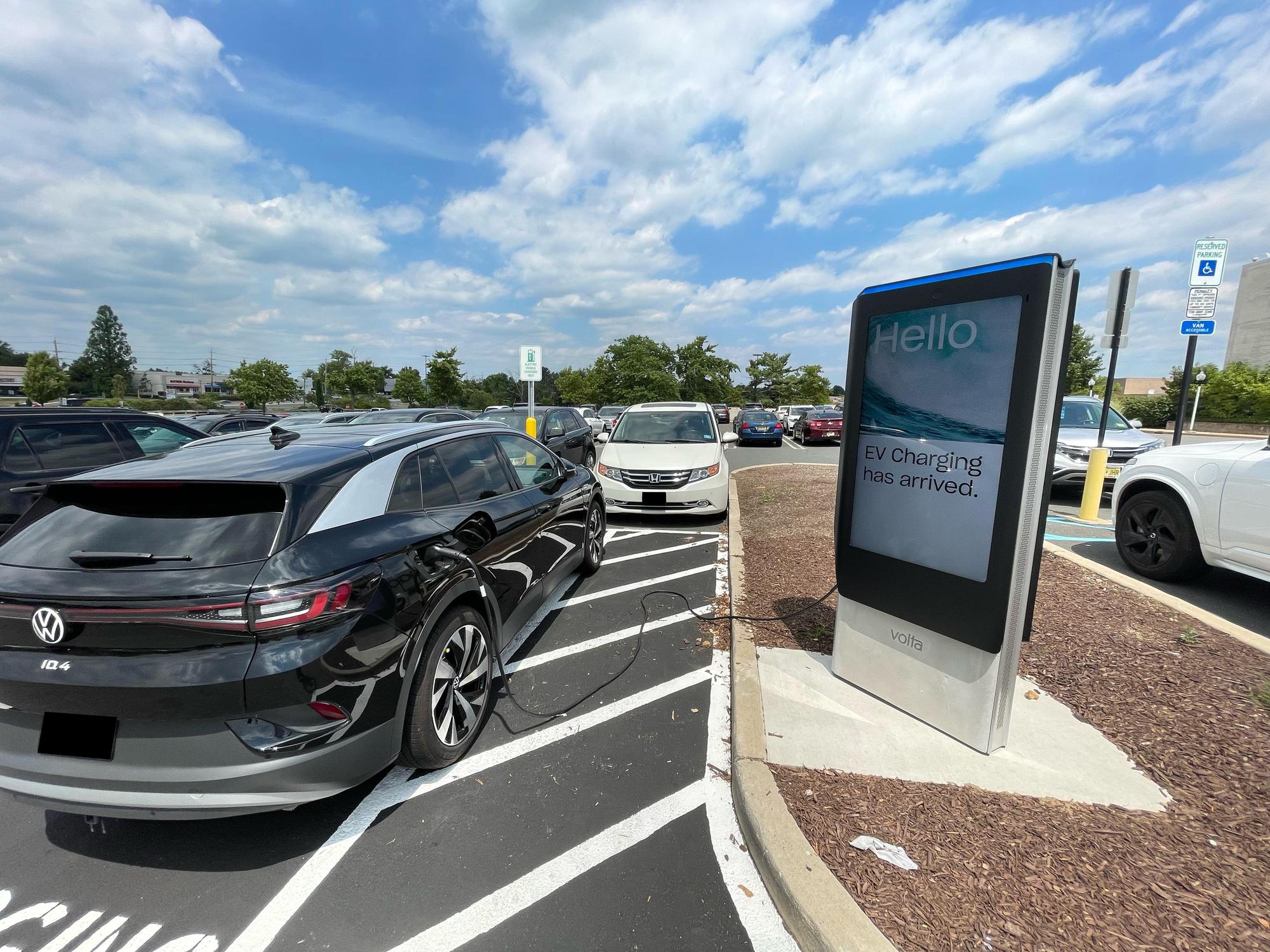 Quaker Bridge Mall Macy's Lawrence Township, NJ EV Station