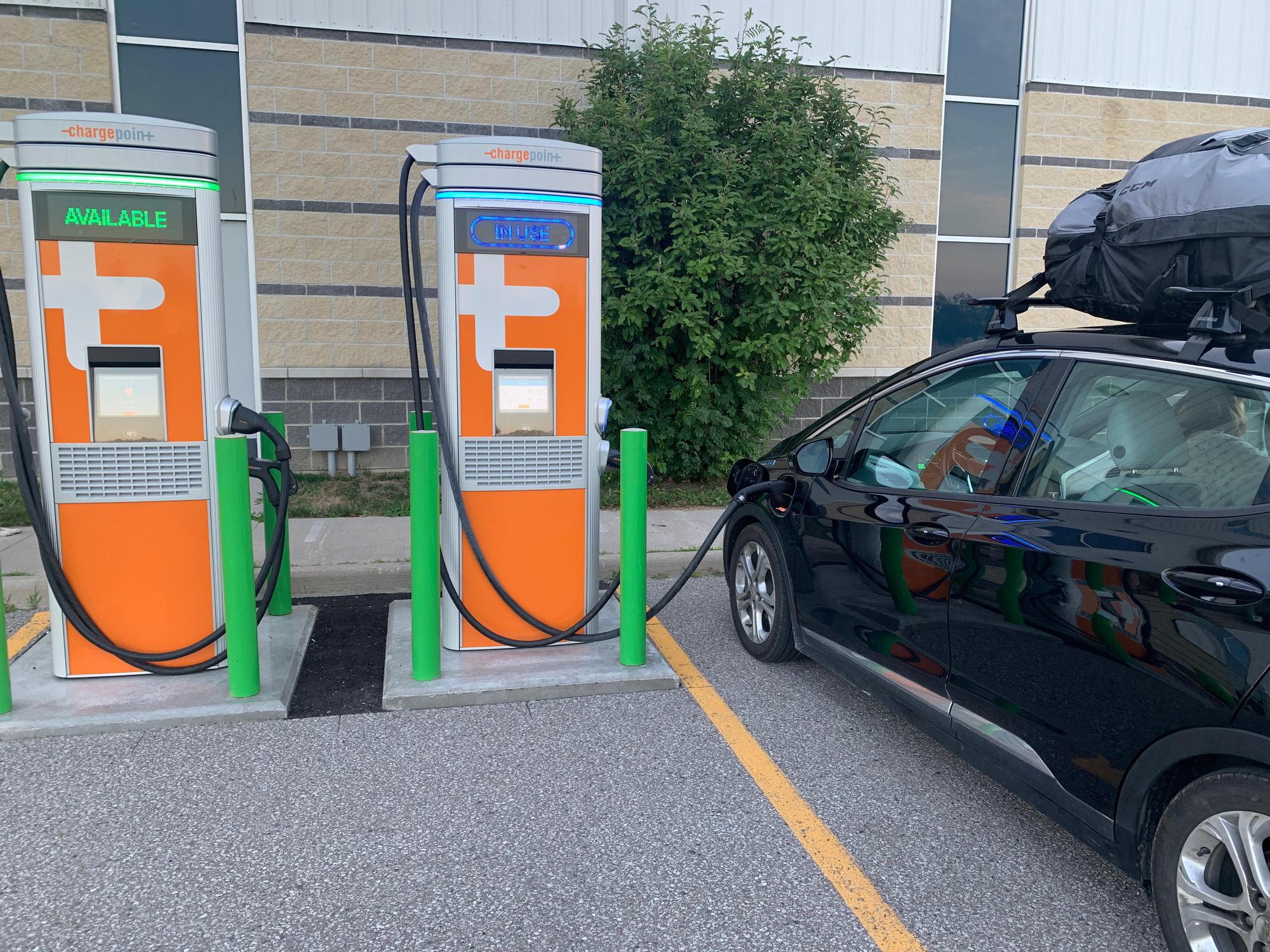 Trisan Center Schomberg, ON EV Station