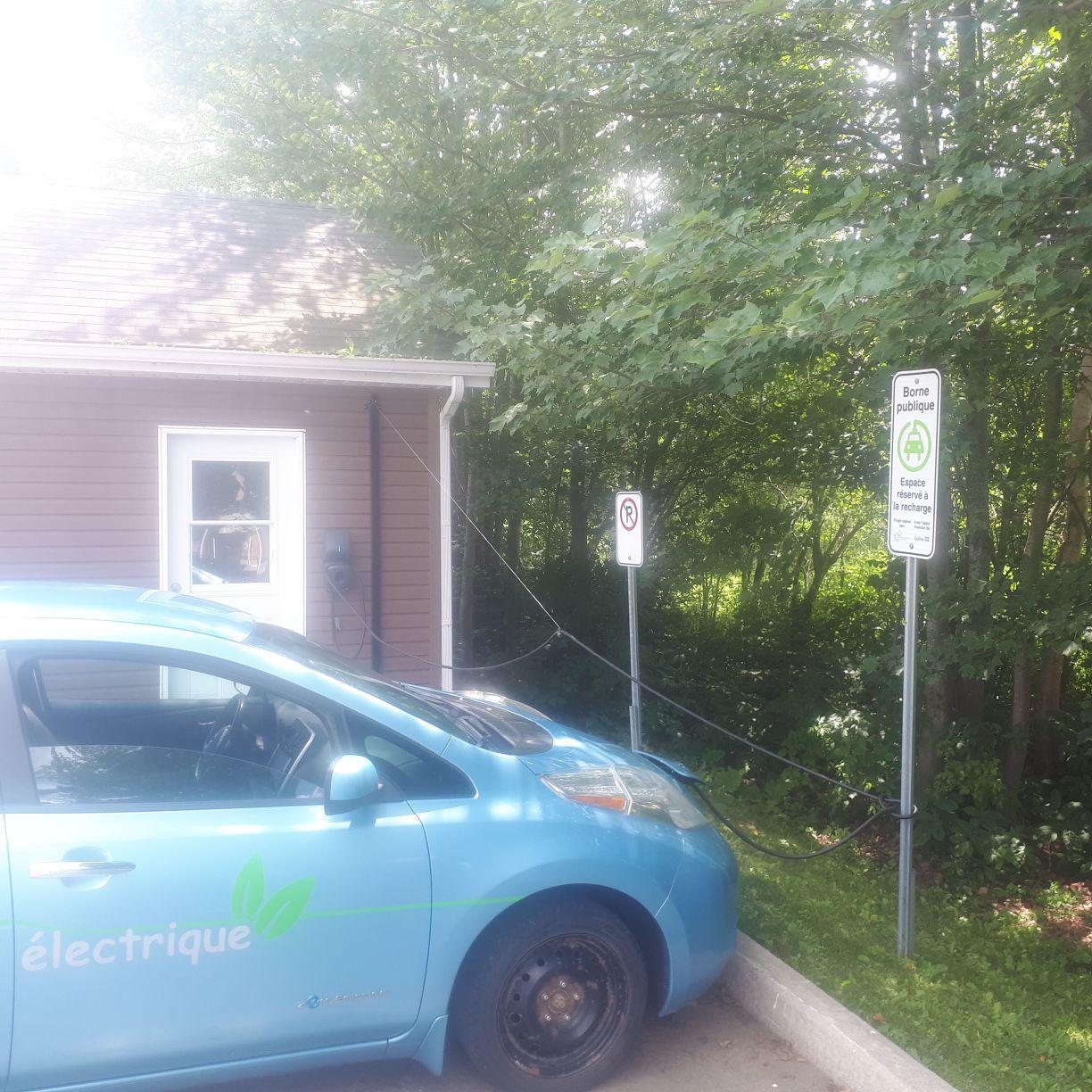 MRC de Bellechasse SaintLazaredeBellechasse, QC EV Station