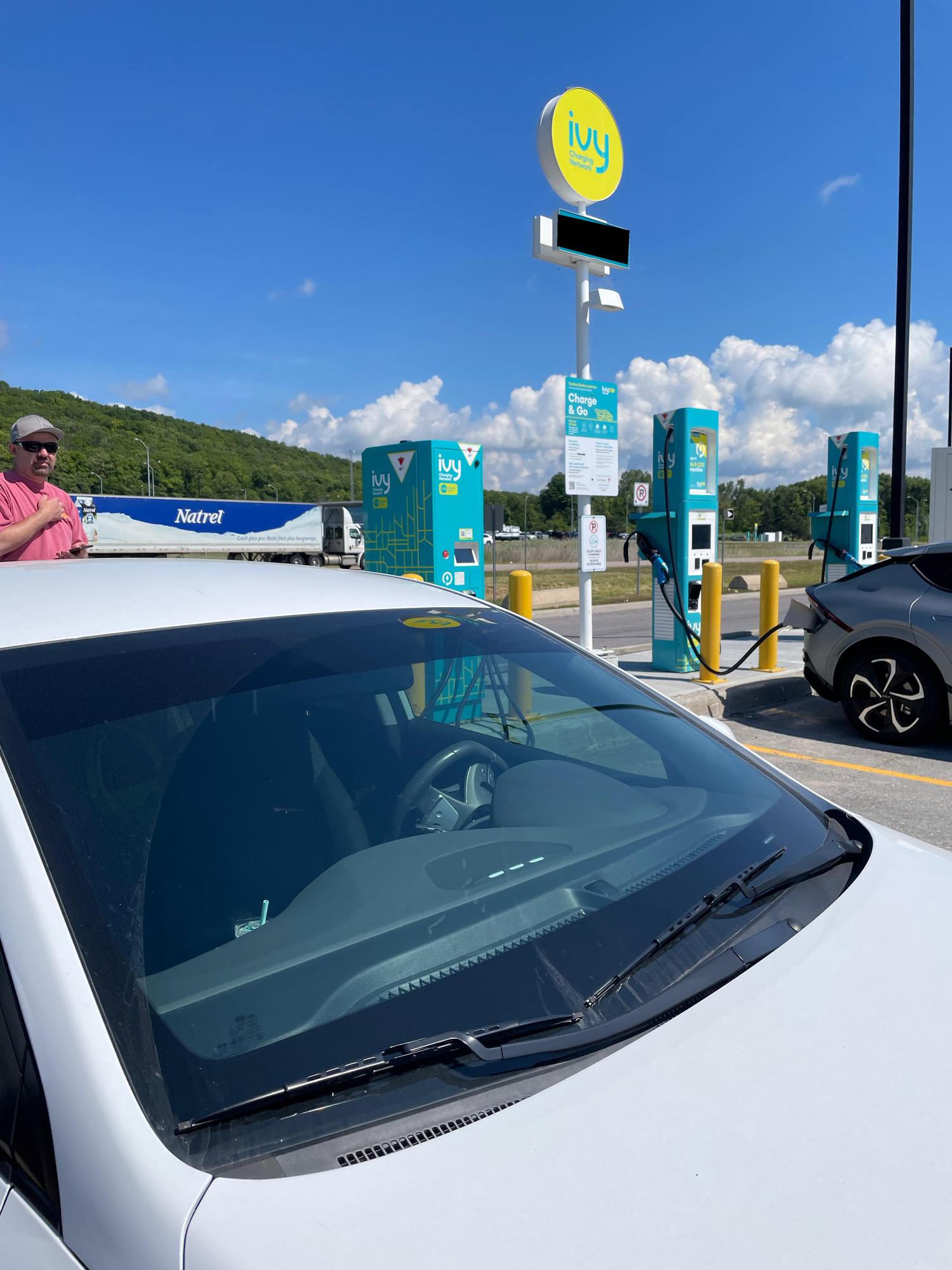 ONroute Trenton South 401 Eastbound Brighton, ON EV Station