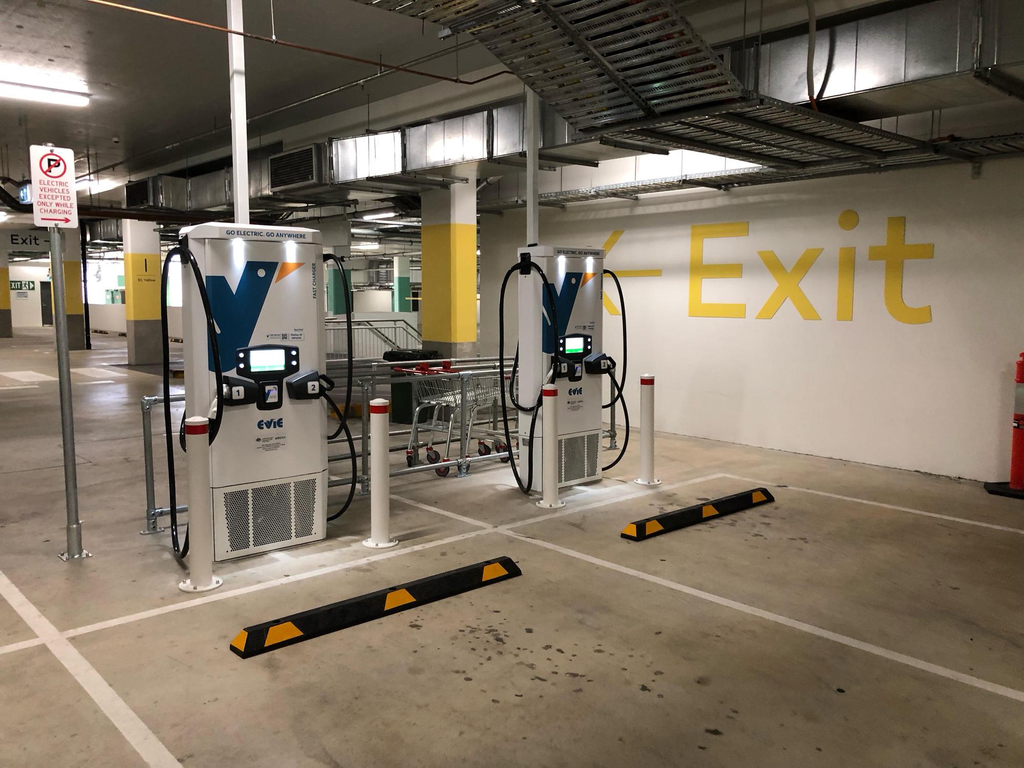 Karrinyup Shopping Centre (2) Karrinyup, WA EV Station