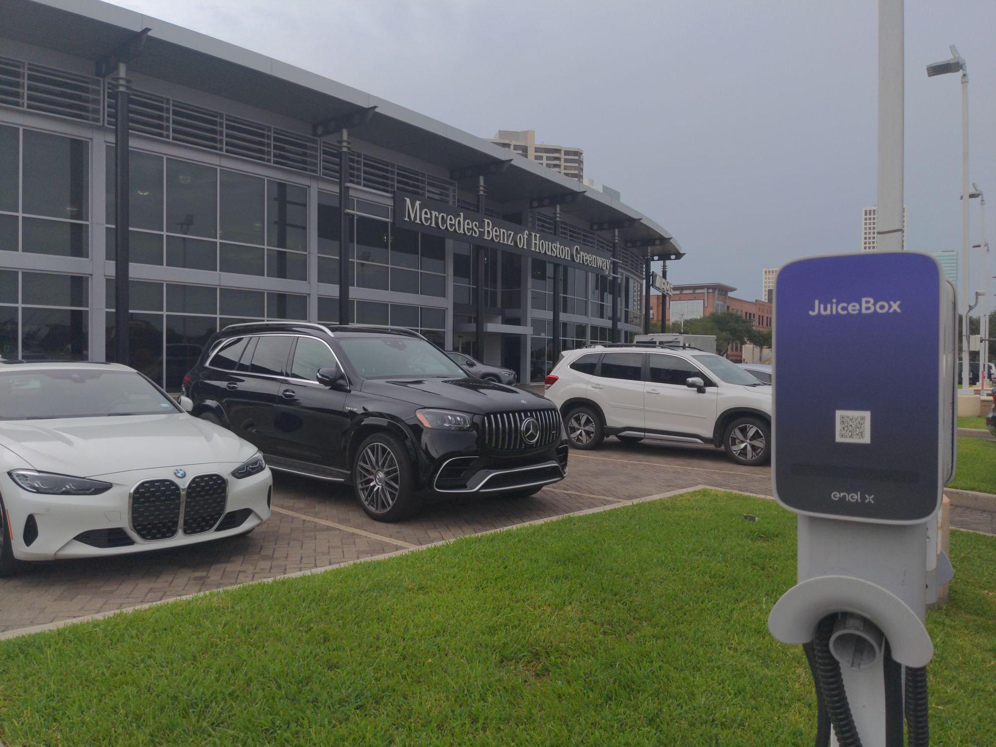 MercedesBenz Greenway Houston, TX EV Station