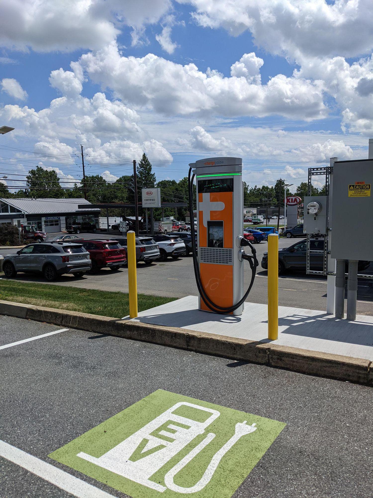 Lancaster Hyundai East Petersburg, PA EV Station