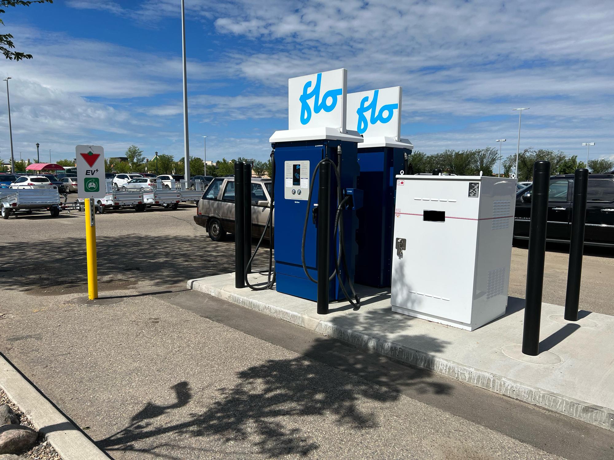 Canadian Tire Saskatoon East Saskatoon, SK EV Station