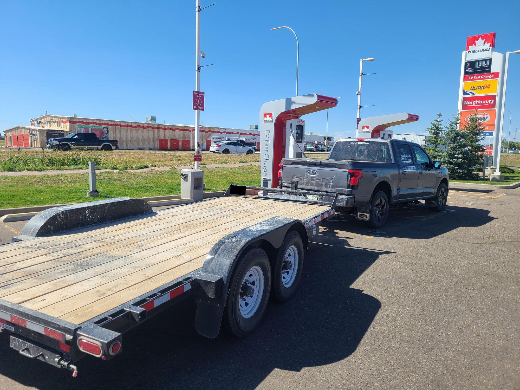 PetroCanada Medicine Hat Medicine Hat, AB EV Station