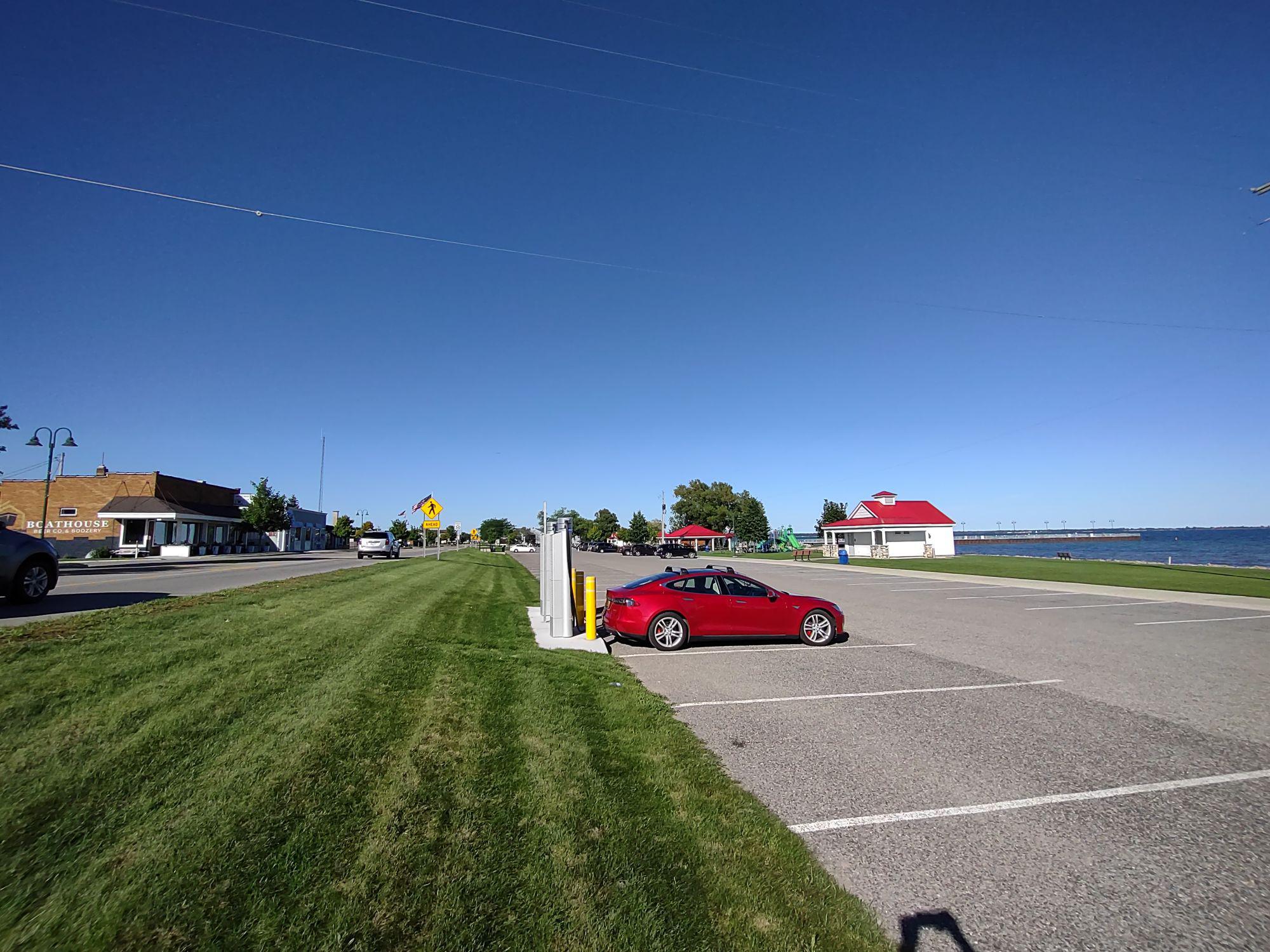Tawas City Shoreline Park (2) Tawas City, MI EV Station