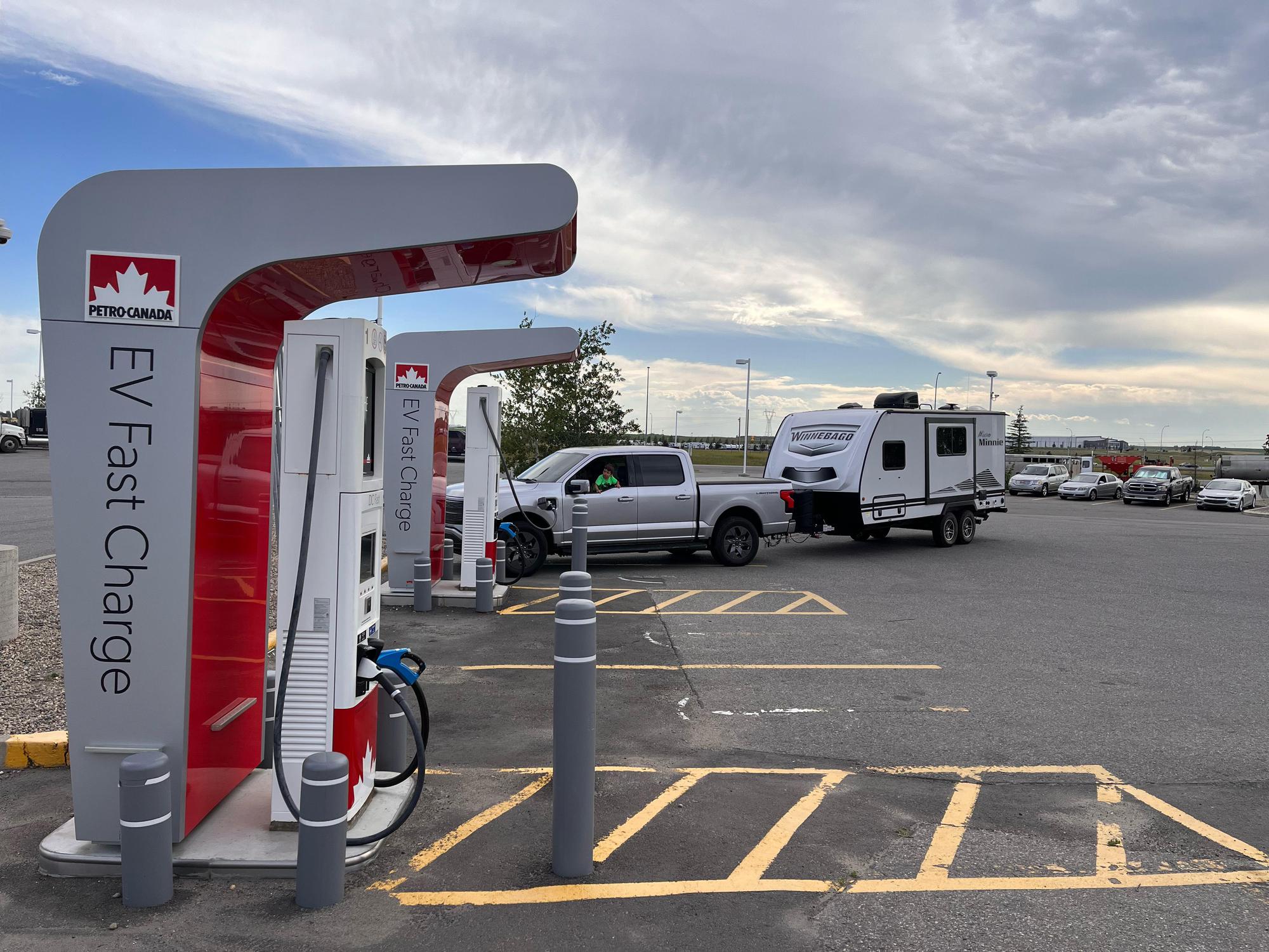 PetroCanada Aldersyde Aldersyde, AB EV Station