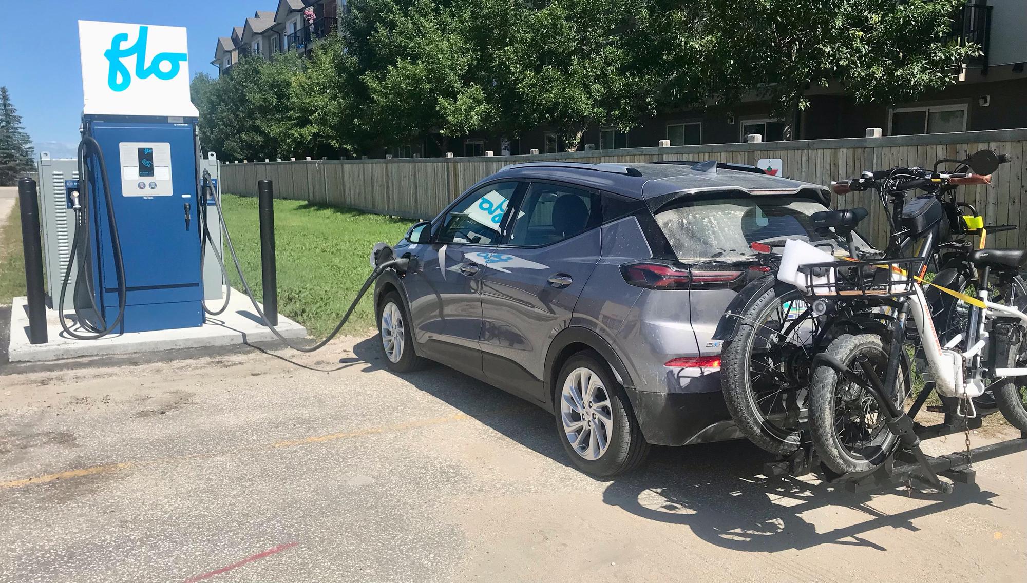 Canadian Tire Selkirk Clandeboye, MB EV Station
