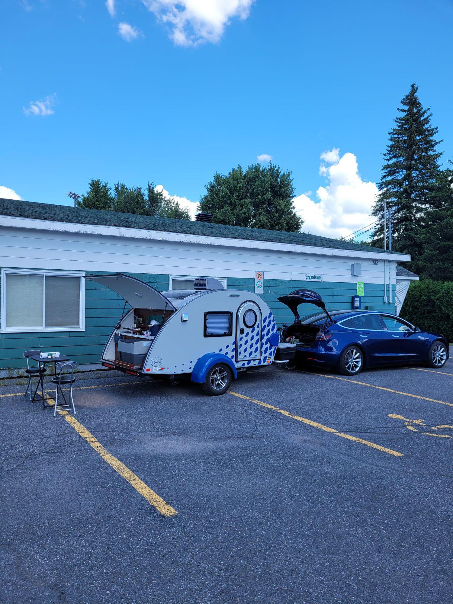 Municipalité Saint Paul De L'Île Aux Noix ÎleauxNoix, QC EV Station