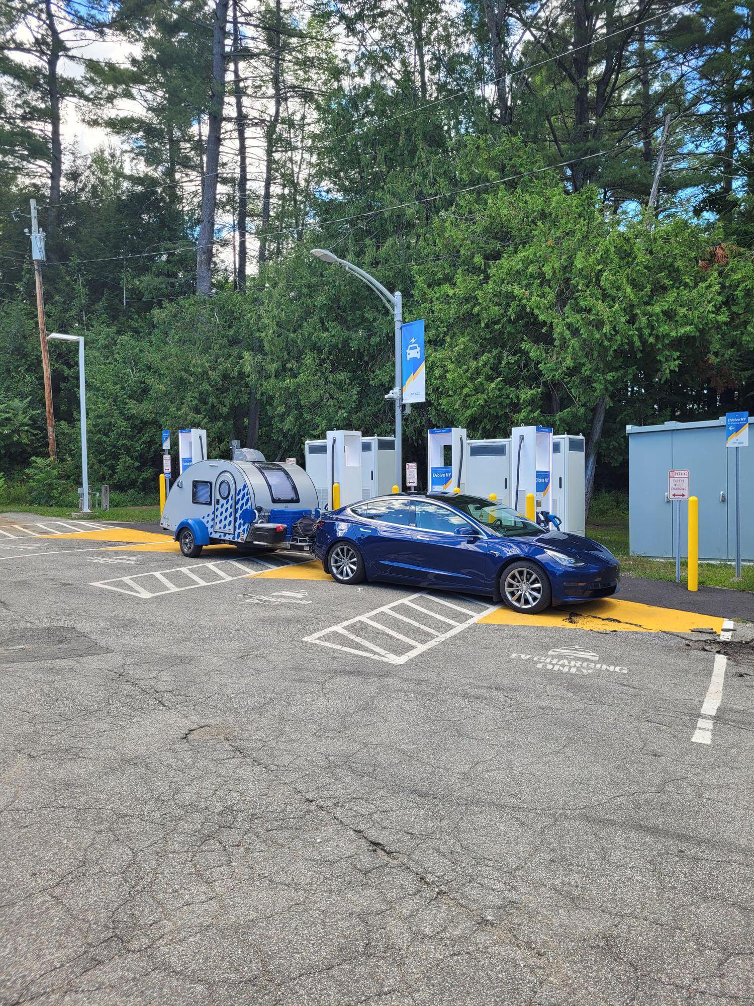 Schroon Lake Sunoco Gas Station Schroon Lake, NY EV Station