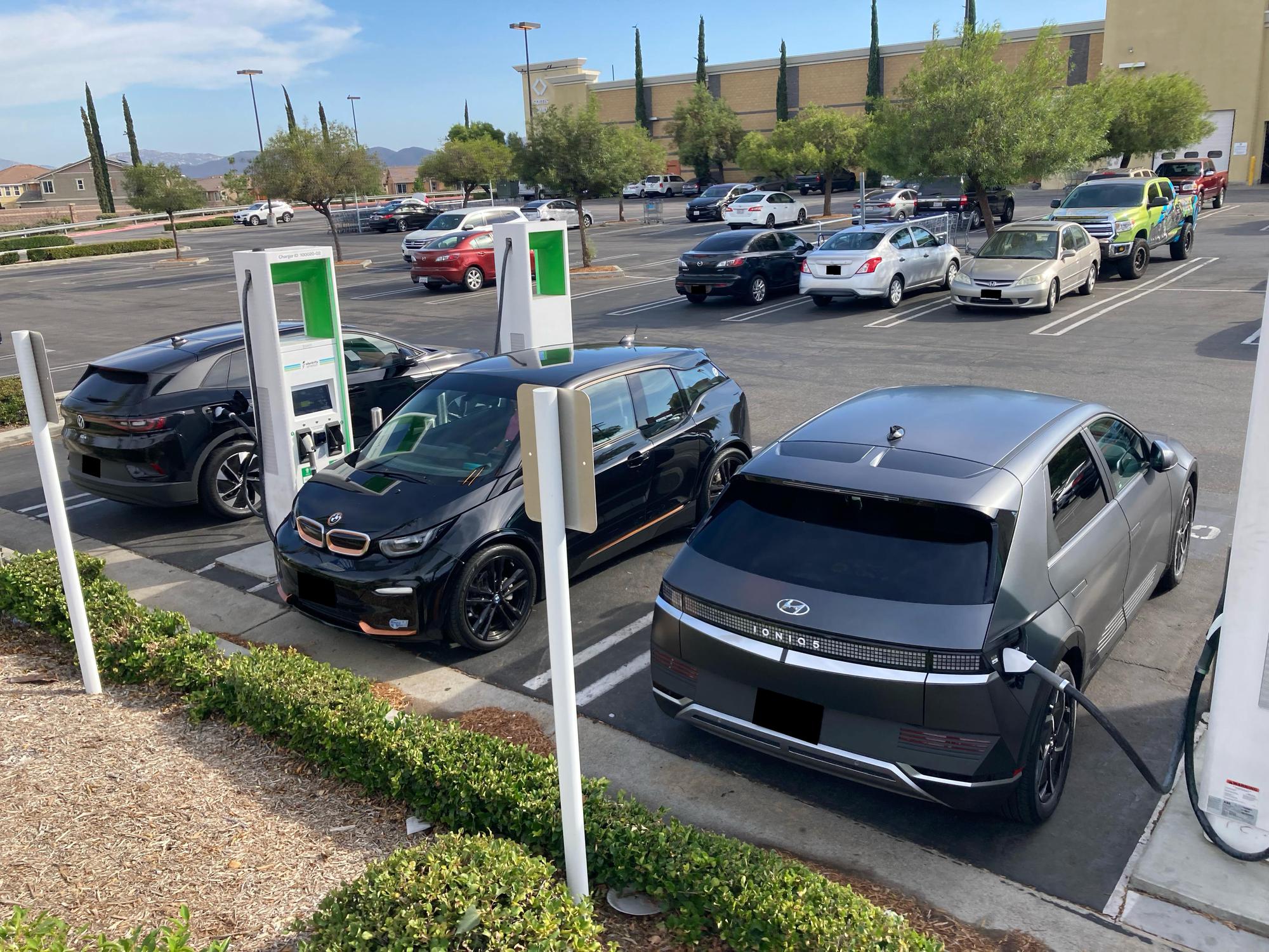 Sam's Club Murrieta, CA EV Station