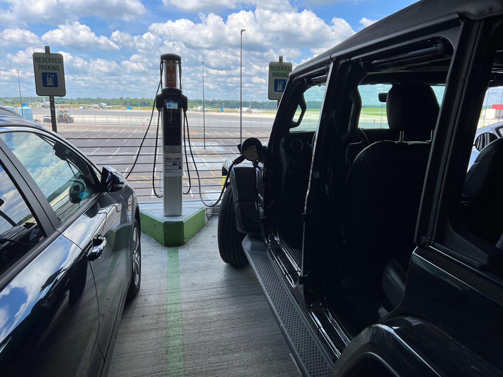 Amazon Air Garage Erlanger, KY EV Station