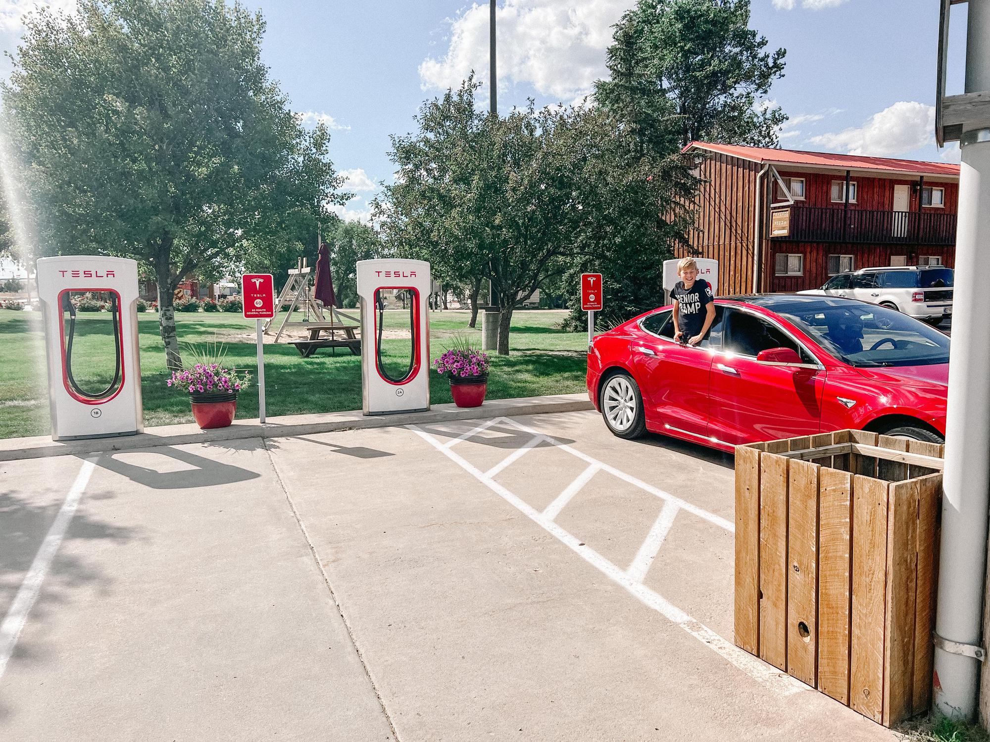 Range Country Lodging Murdo, SD EV Station