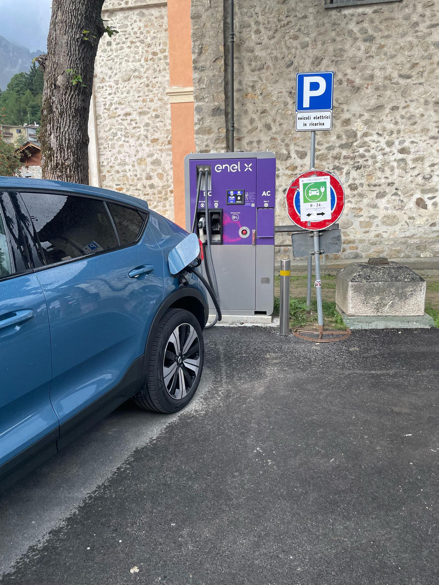 Enel X Way Italia Limone Piemonte, Piemonte EV Station